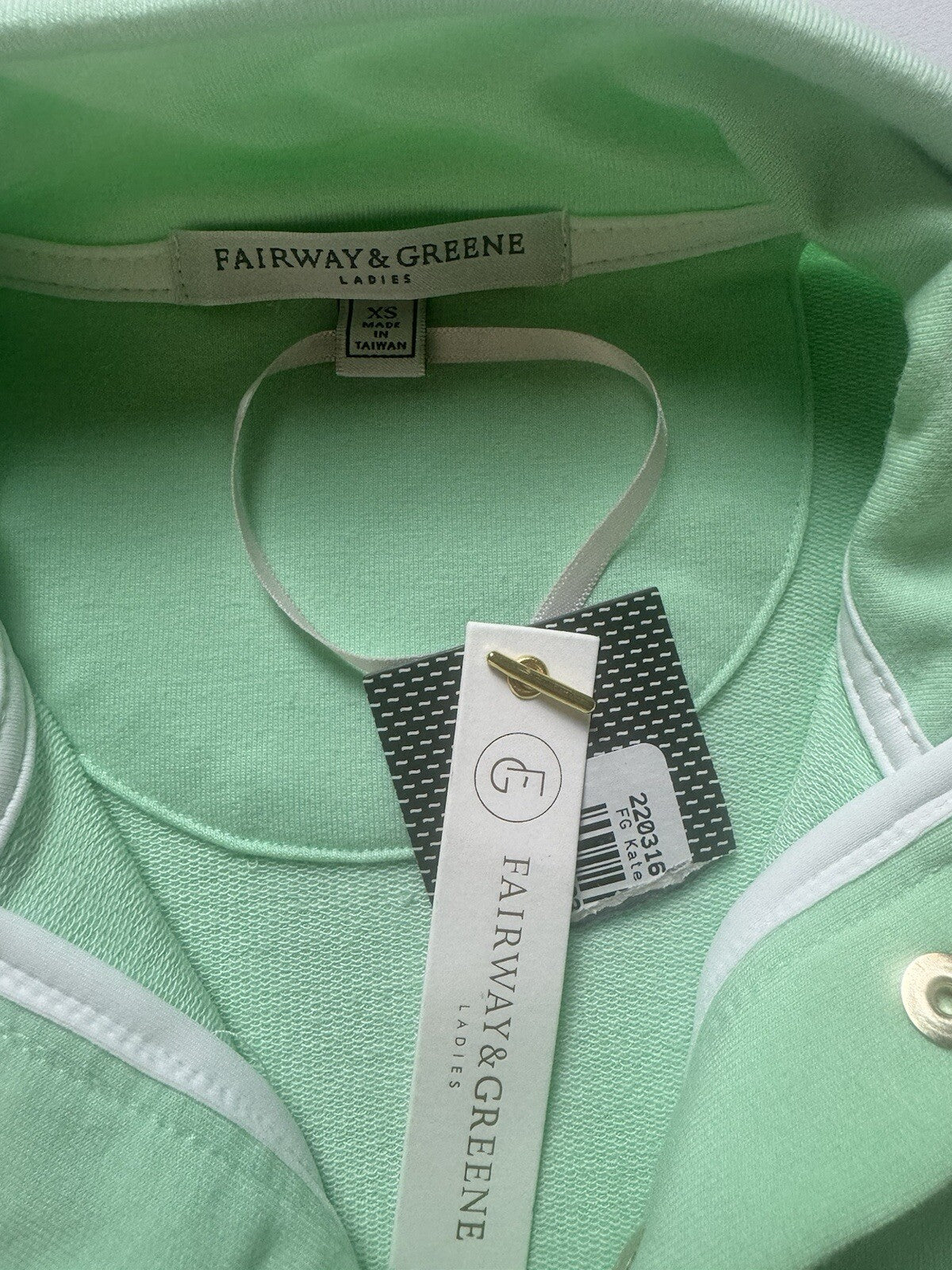 Fairway & Greene Women's Golf Sweatshirt Sz XS.   (B.111)