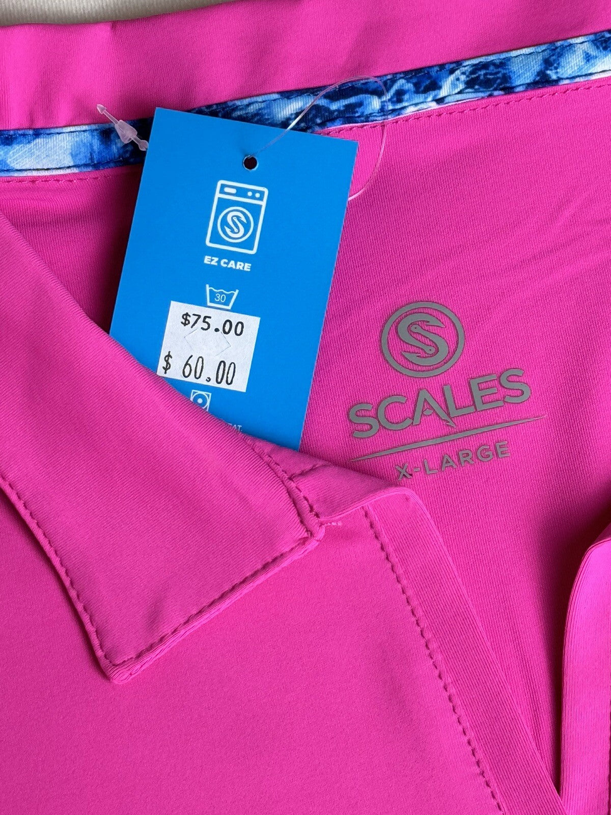Scales Women’s Golf Shirt Sz XL    (B.67)