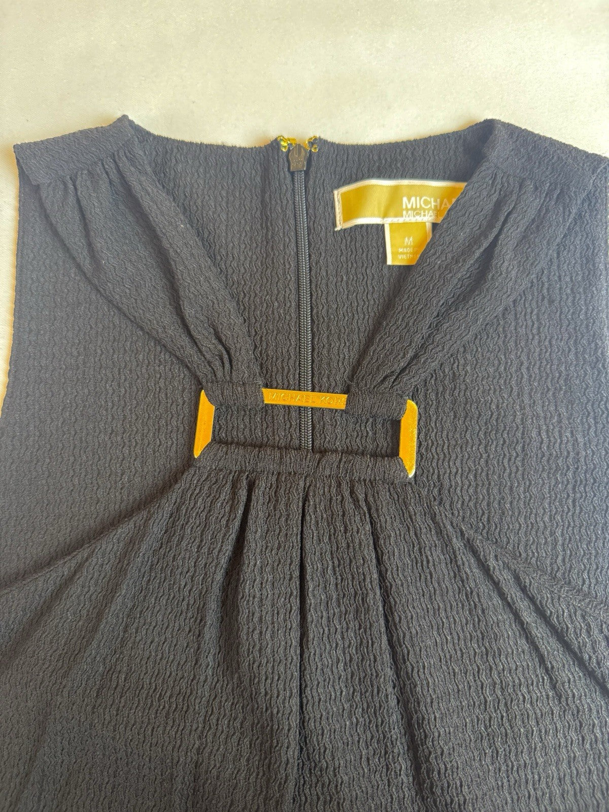 Michael Kors Women’s Blouse Sz M.  (B.167)