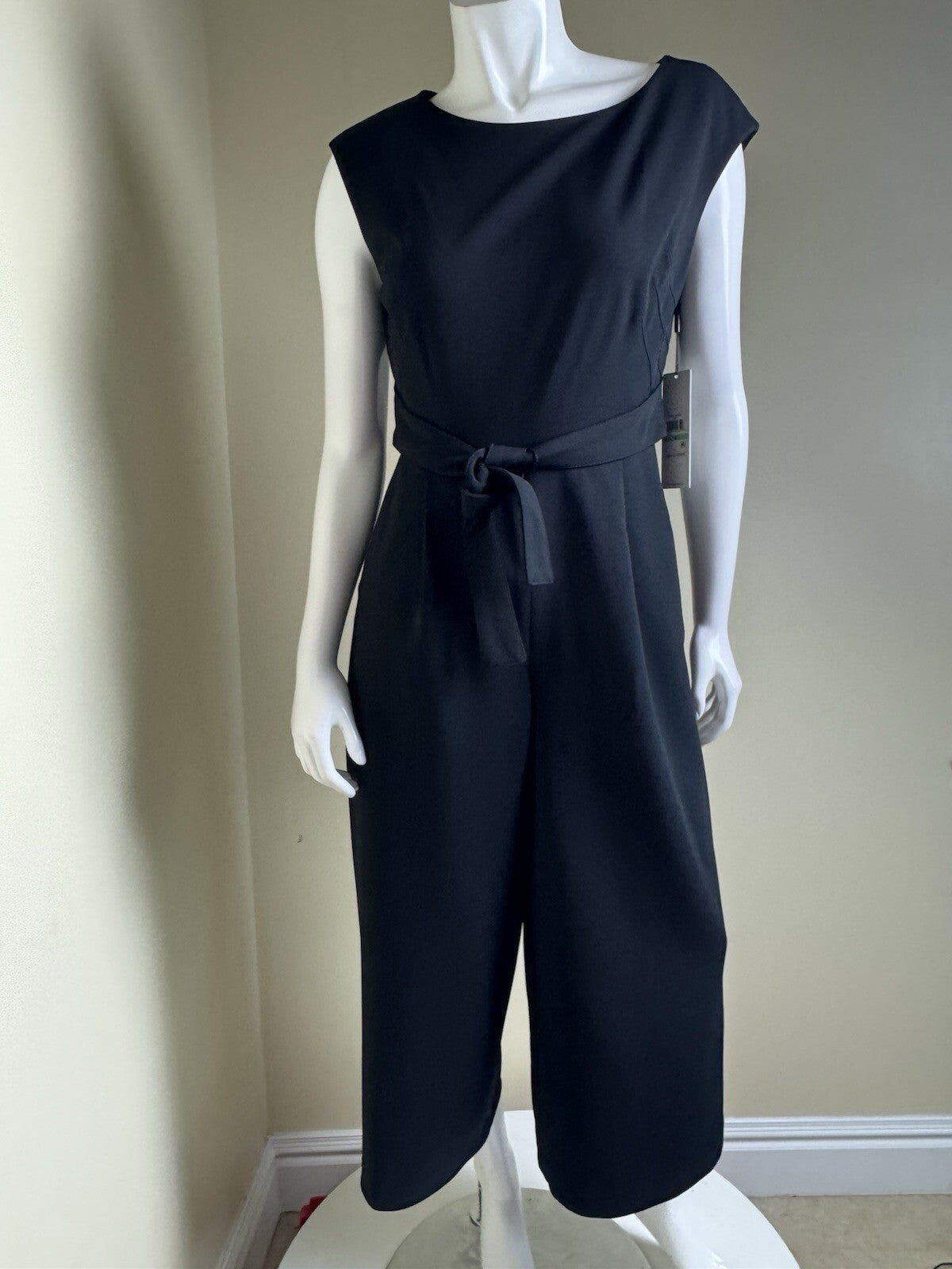 $139 Calvin Klein Jumpsuit Pants Women's Size 8 Sleeveless Top (B.143)