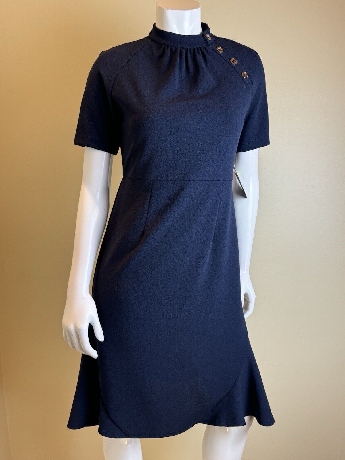 $108 Sharagano Women’s Navy Dress Sz4 (B.55)