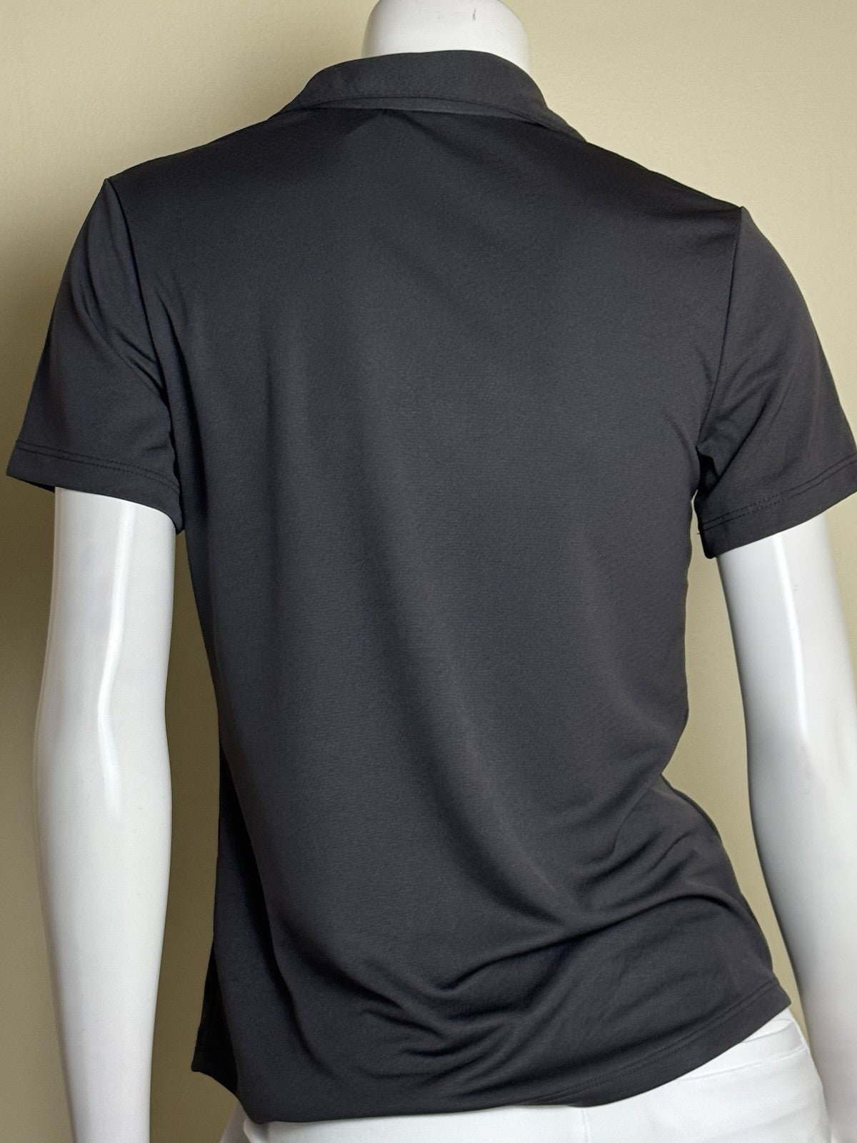 Guru Golf Women's Golf Polo Shirt Sz M. (B172)