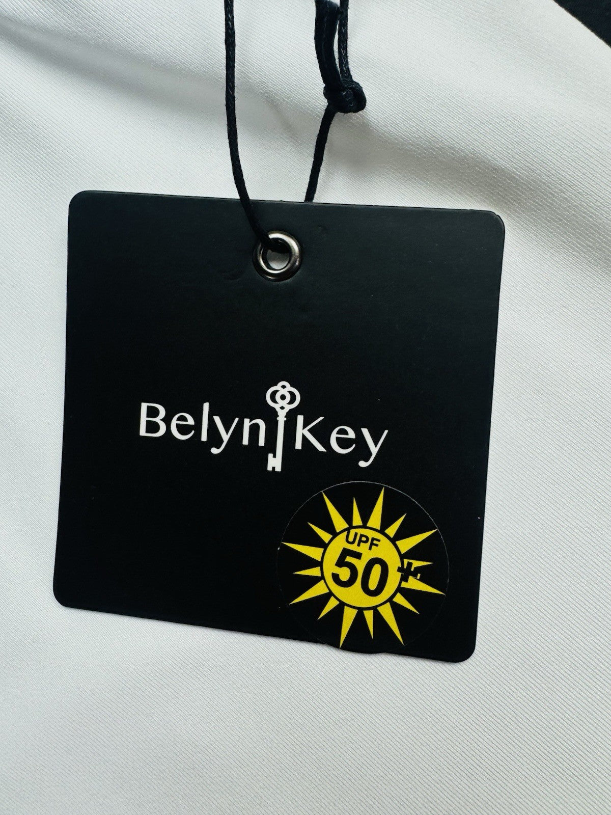 BELYN KEY Women’s Golf Shirt Sz S.    (B.170)