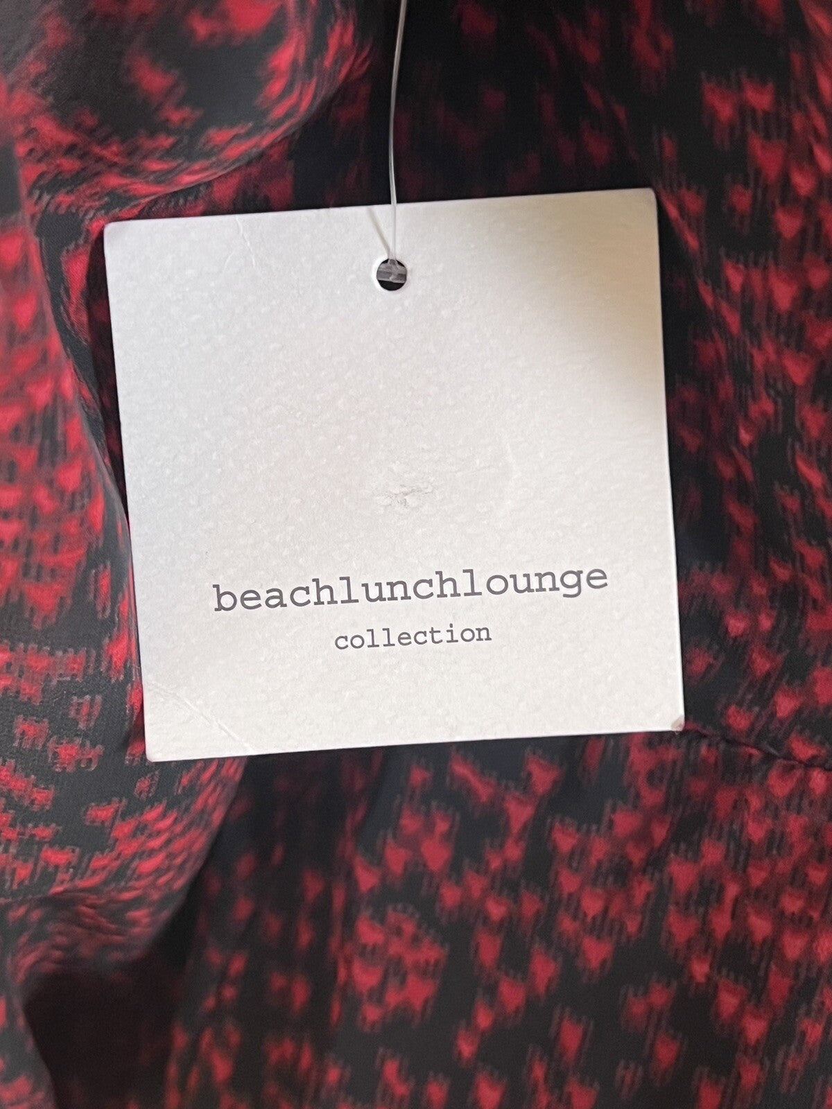 Beach Lunch Lounge Women’s Dress Size M Black Red Patterns (3)
