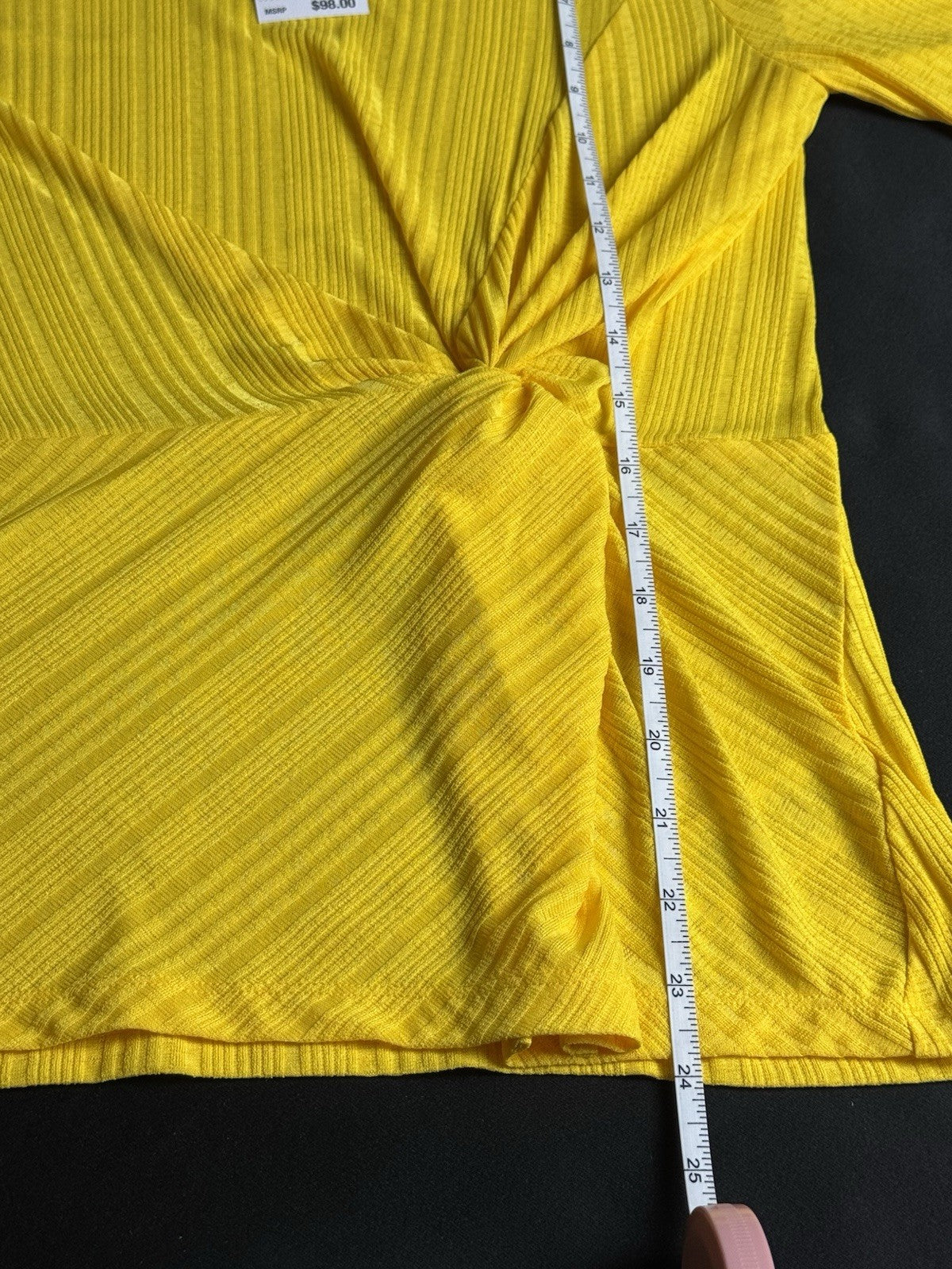 $98 Michael Kors Women’s Yellow Shirt Sz M.     (B.181)