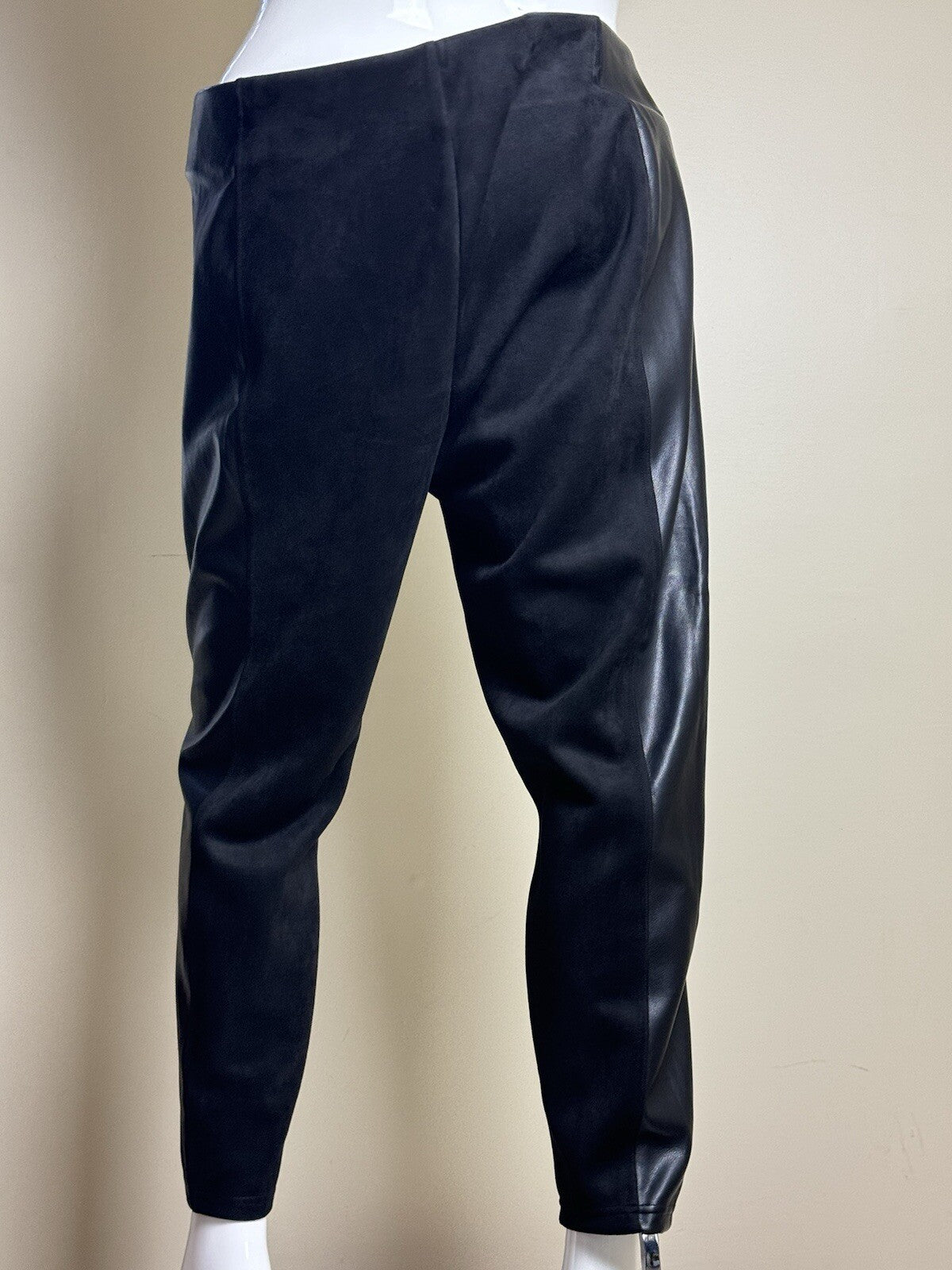 $79 Marc New York Women’s Black Pants Faux Leather Sz 3XL  (B.72)