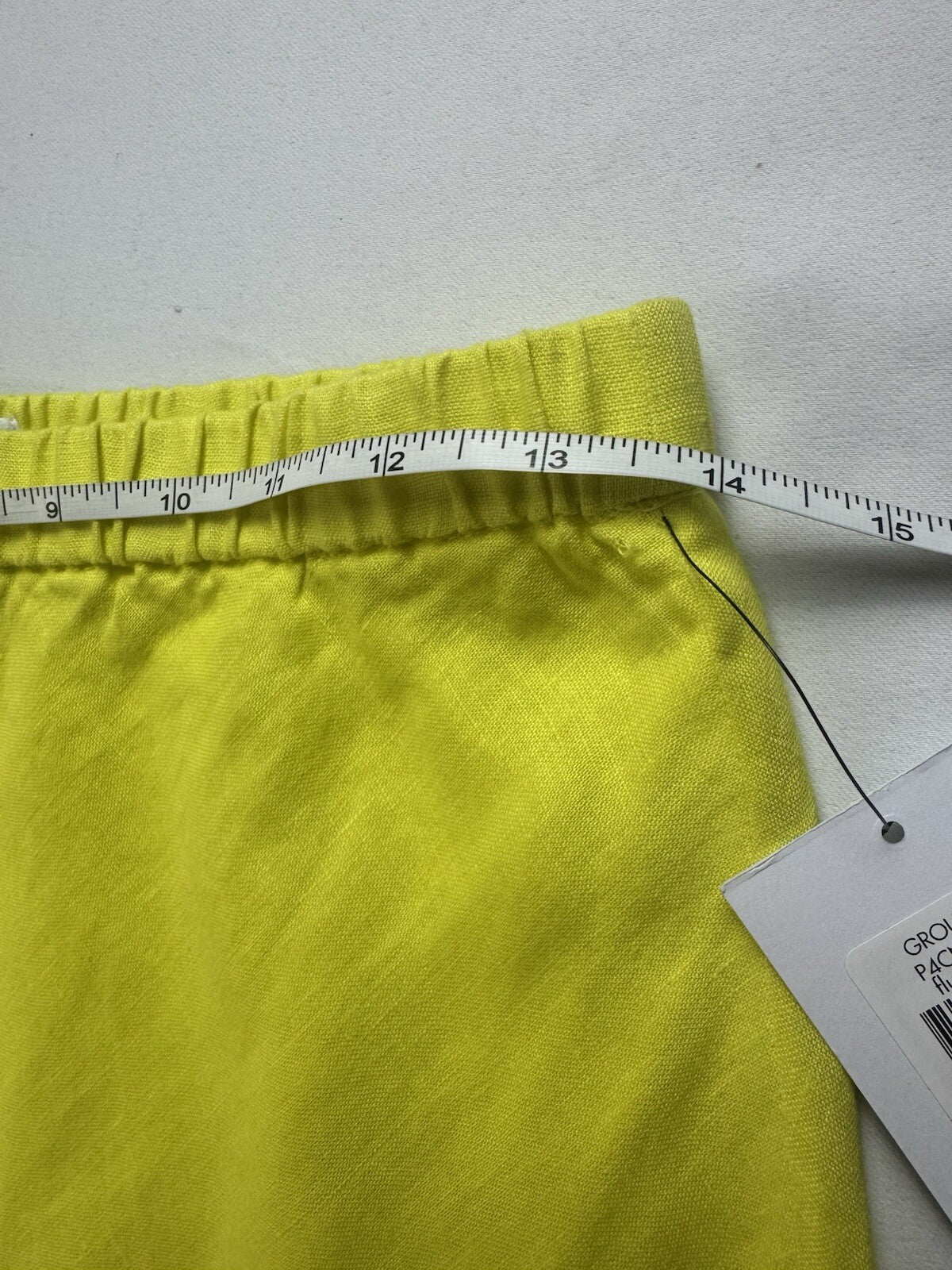 $109 DKNY Women's Neon Skirt Sz XS.  (B.142)