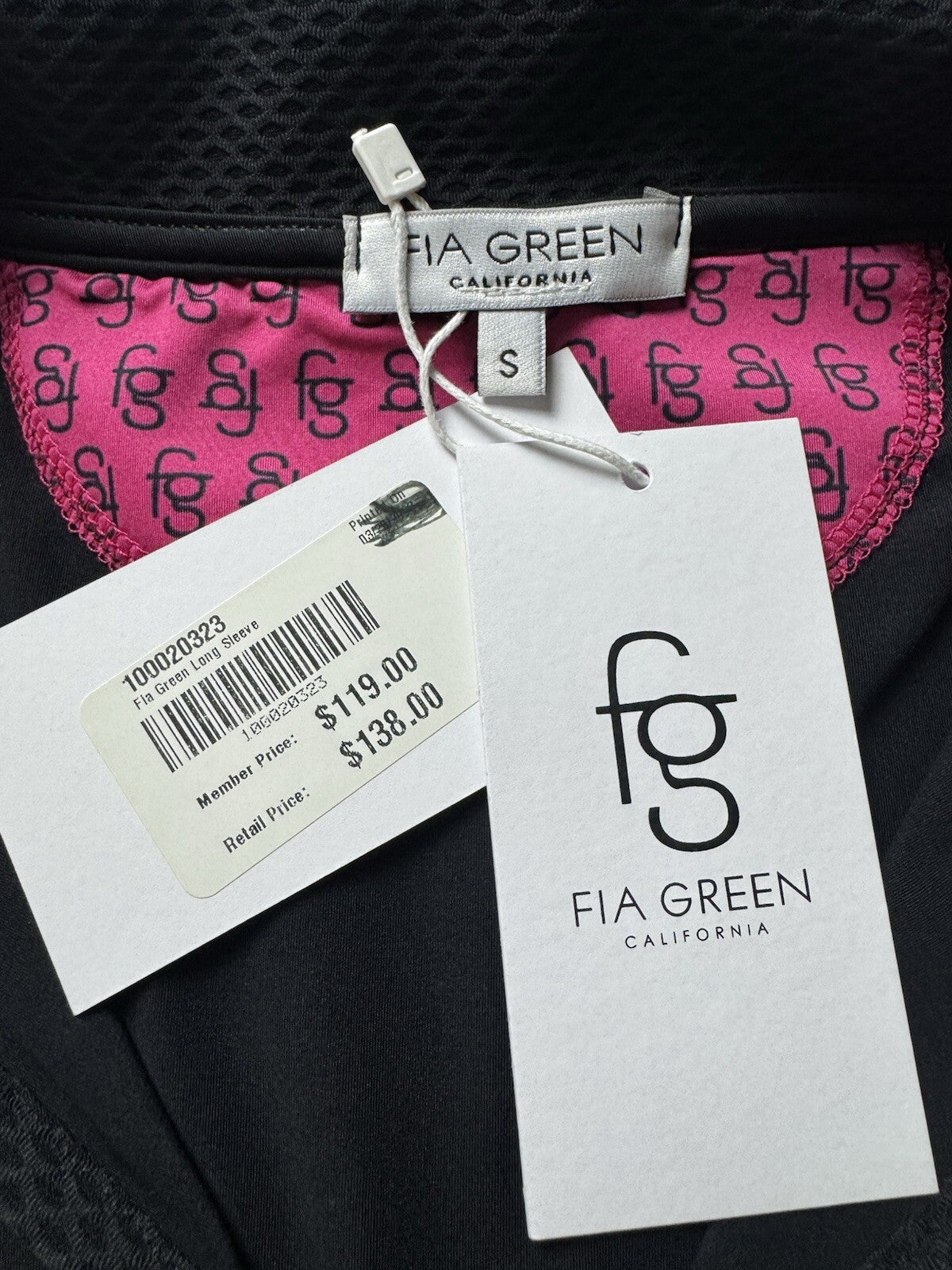 FIA Green California Women’s Golf Sweatshirt Sz S.  (B.122)