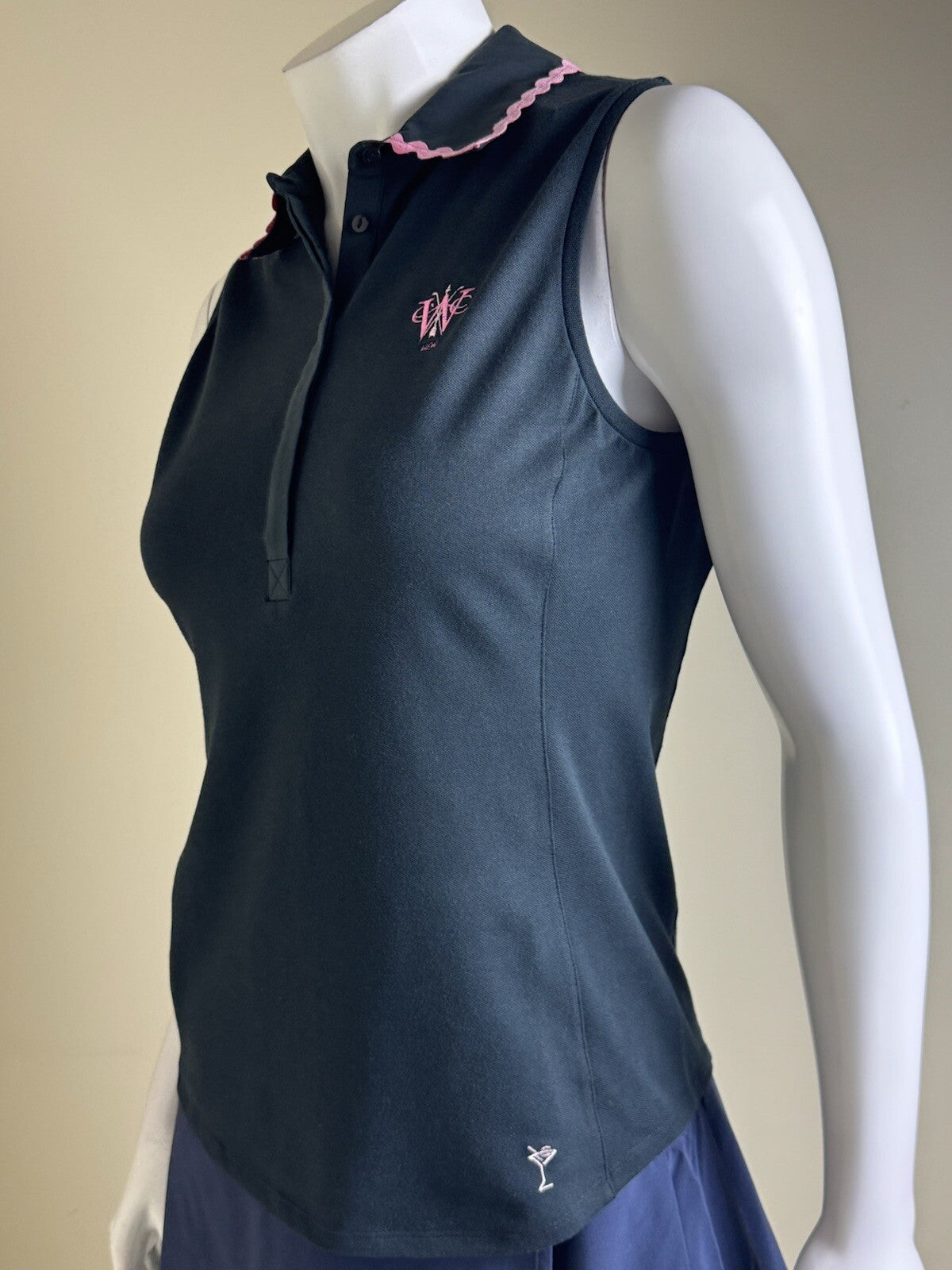 Golftini Women’s Golf shirt Sz M.   (B.139)