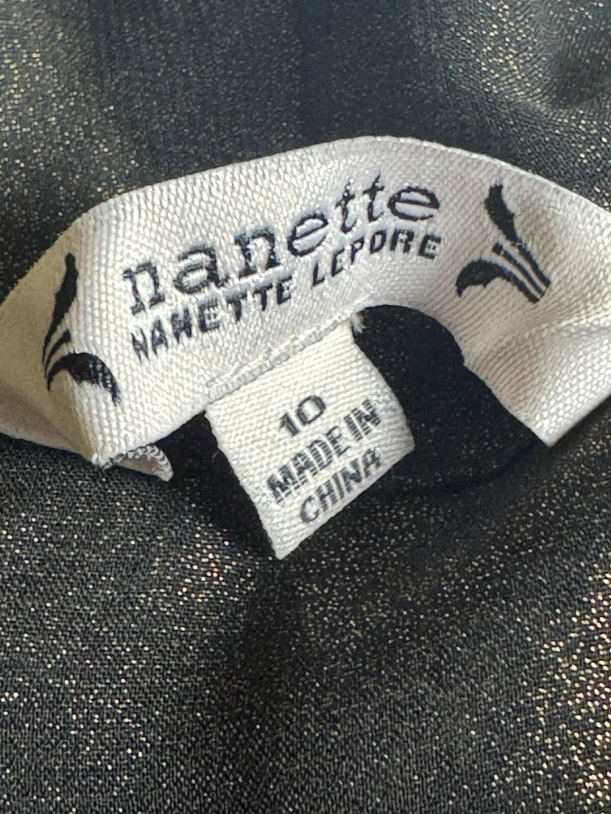 NANETTE LEPORE Pleaded Black Gold Dress Sz 10   (B.129)