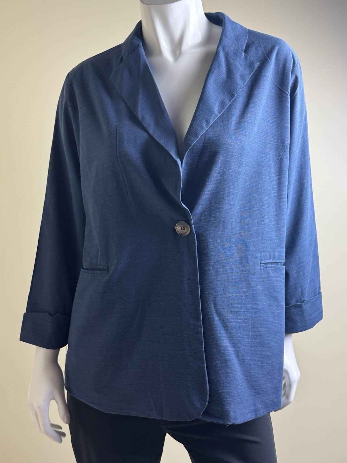 SCUSTY Women’s One Button Front Pockets Blazer Jacket Size L . (B.52/1)
