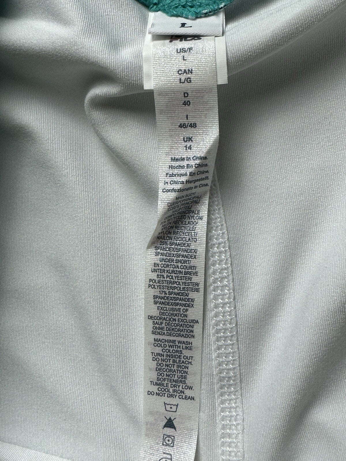 $70 Fila Women's Tennis Golf Skort Size L. (B.53)