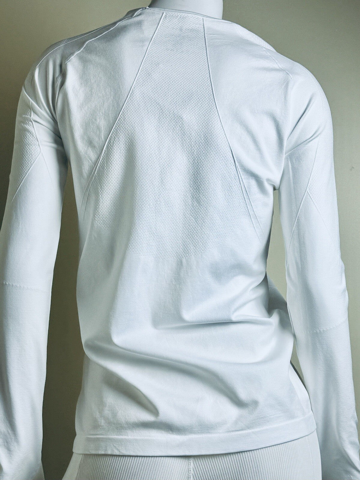 Sport Haley Women's Top Golf Long Sleeves Shirt Sz S  (B.110)