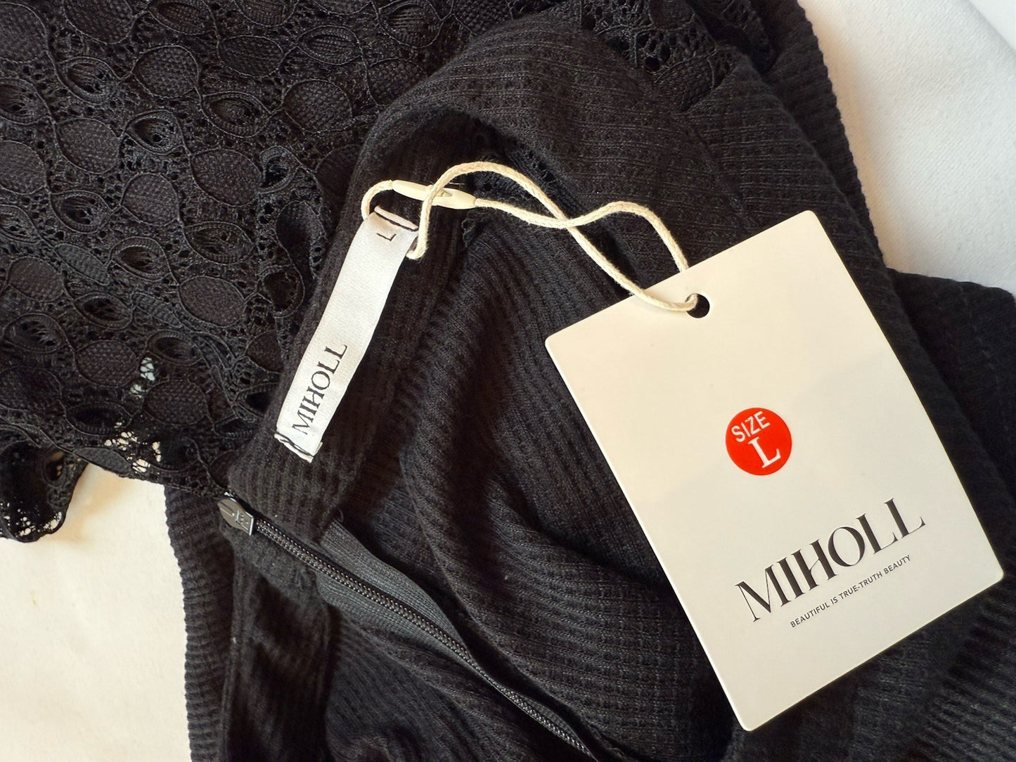 Miholl Women's Blouse Lace Long Sleeves Size L. (B.167)