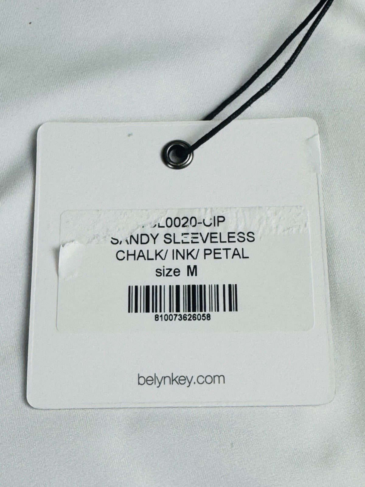 BELYN KEY Women’s Golf Shirt Sz M    (B.037)