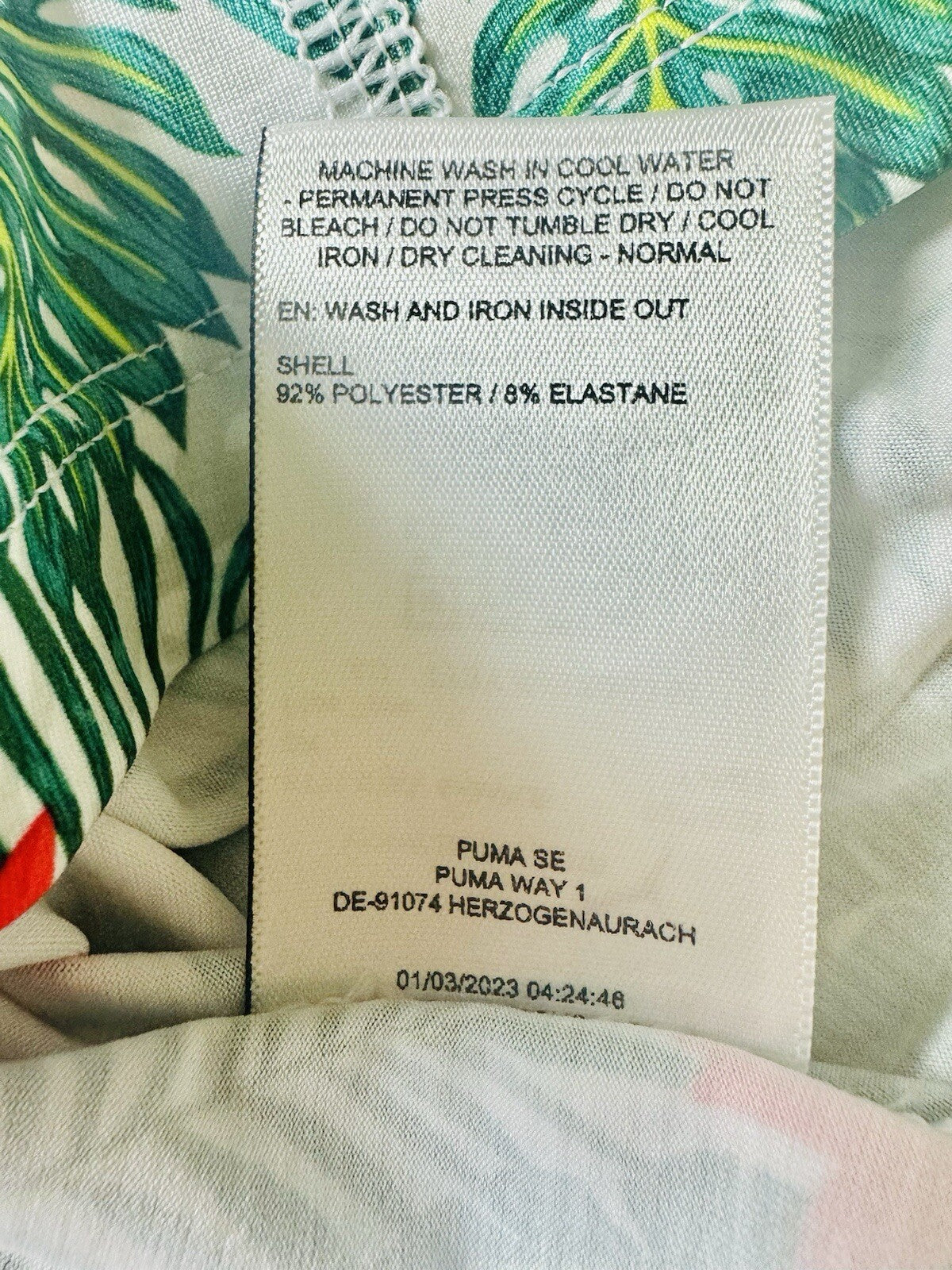 Puma Women's Floral Golf Sweatshirt Size S.   (B.110)