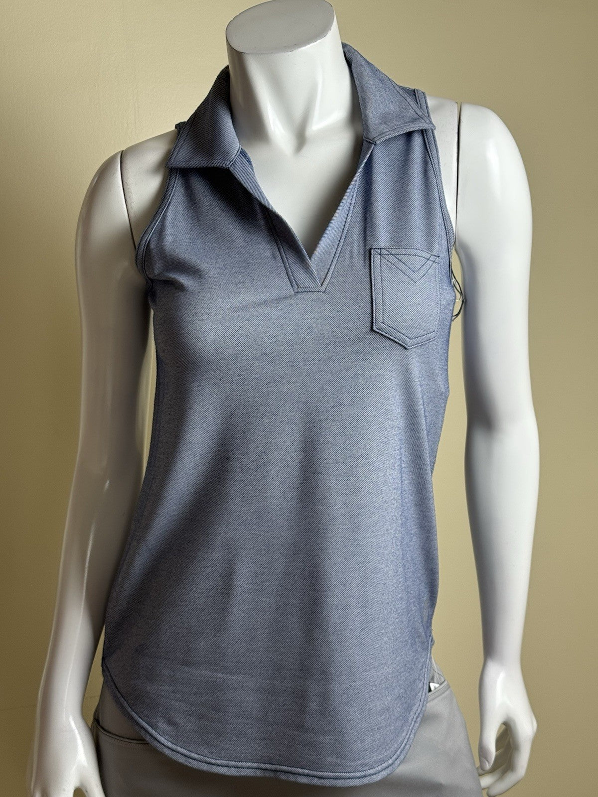 JOFIT Women's Golf Shirt Size S.   (B.070)