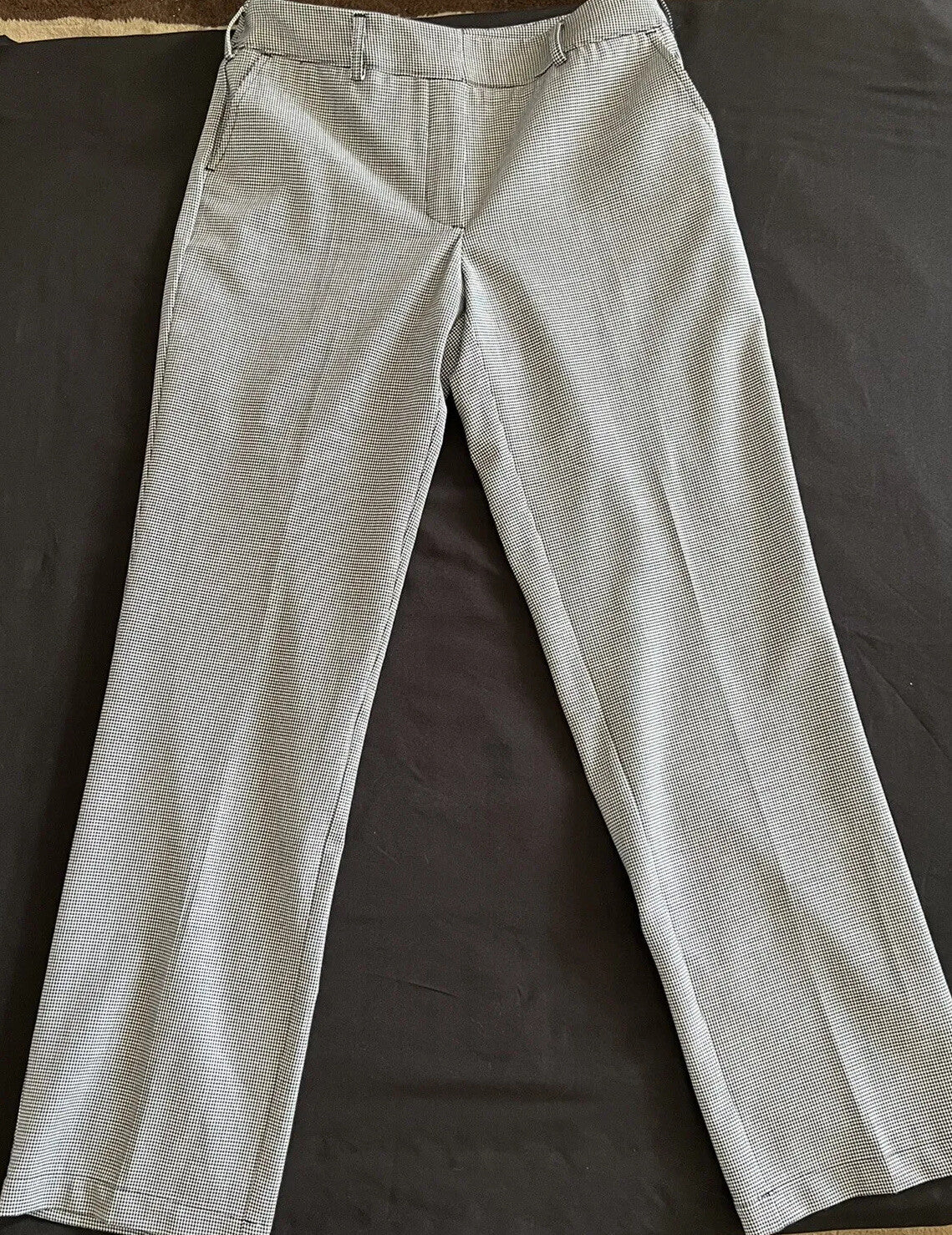 Lizzie Driver Women’s Houndstooth Golf Pants Sz 4 Black White Checks Pattern