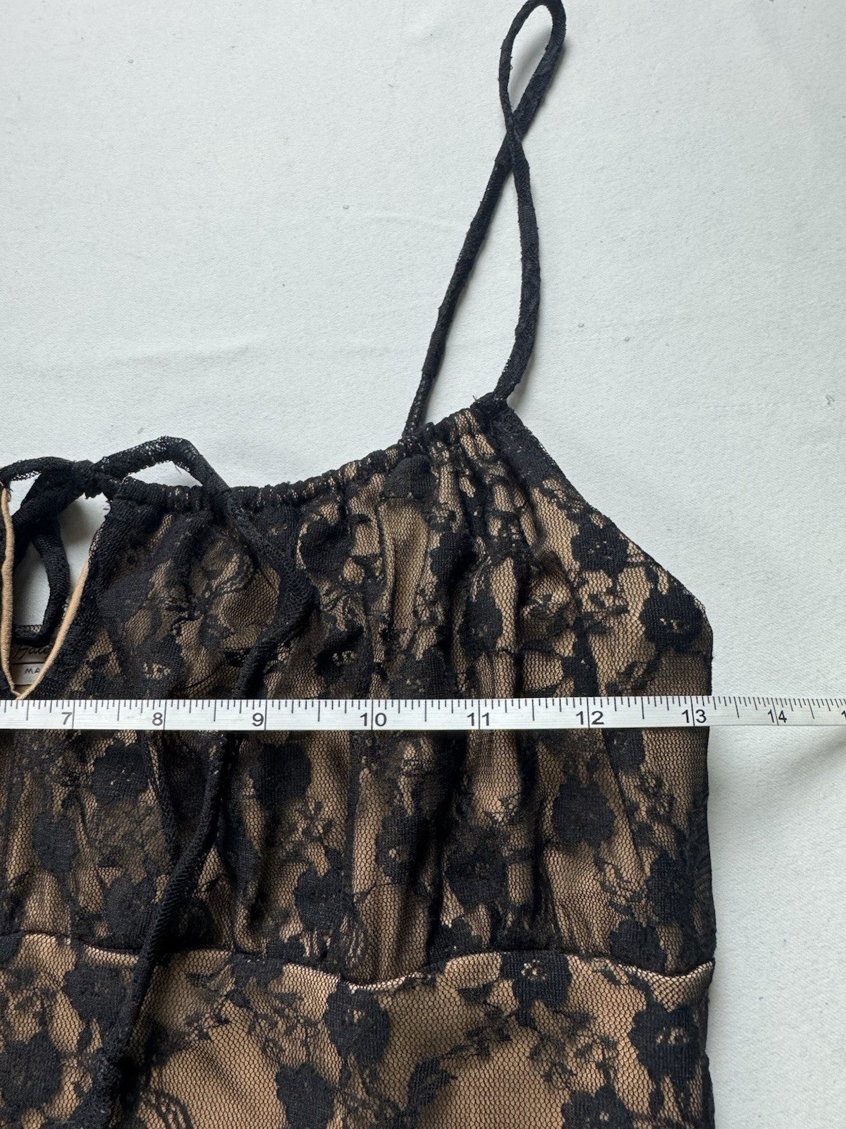 HALEY & JUNE Women’s Black Lace Dress Size L.      (B.05)