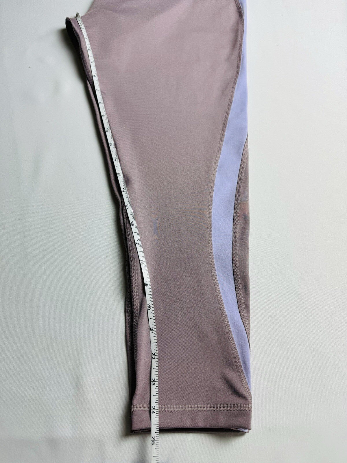 PUMA Women's Stretch Leggings Pants Sz XL. (B.101)