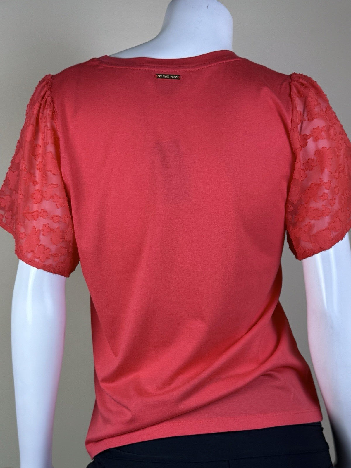 $88 Michael Kors Women’s Lace Sleeves Blouse Sz M.     (B.181)