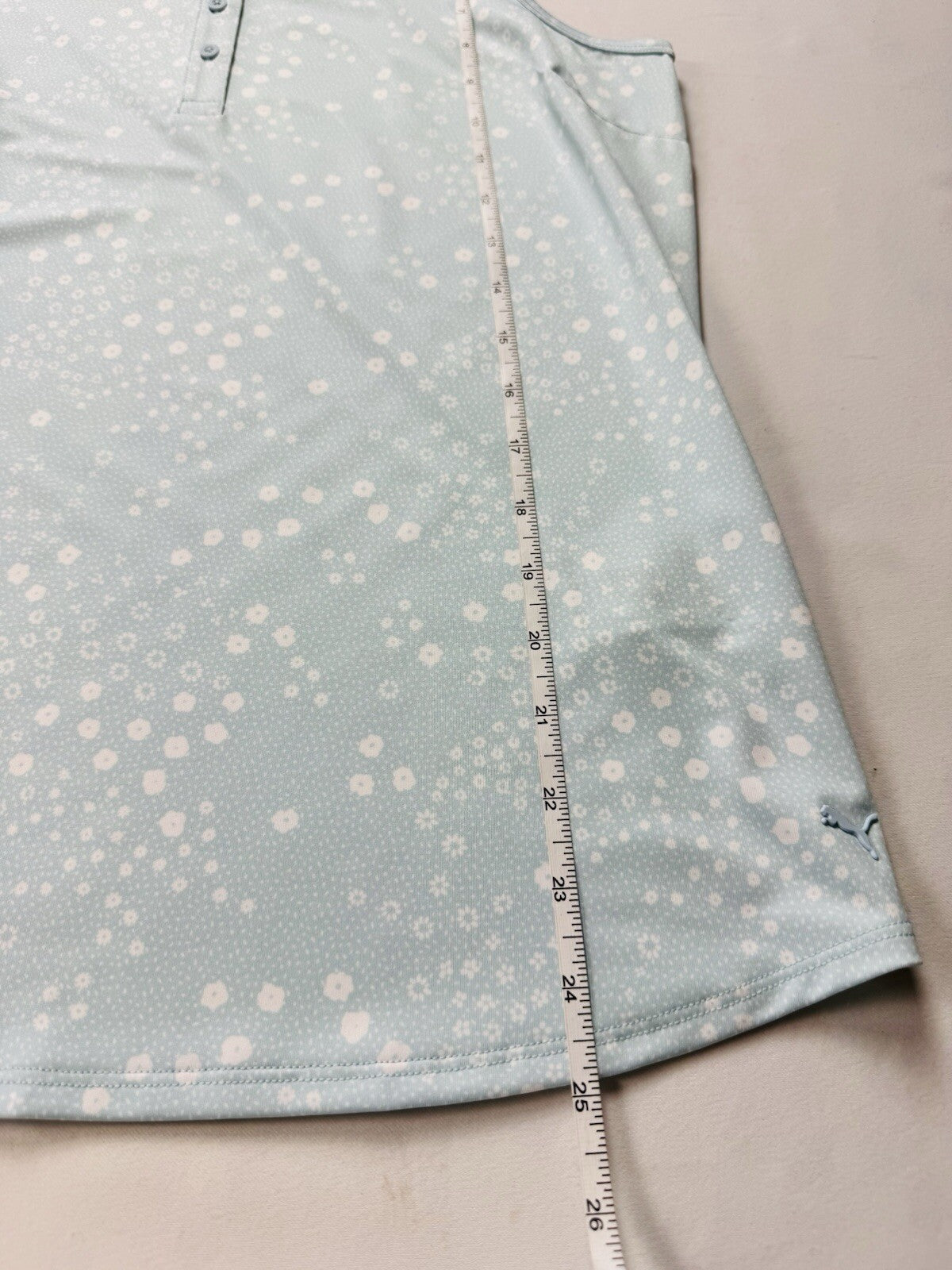 Puma Women’s Golf Shirt Sleeveless Sz S.  (B.130/3)