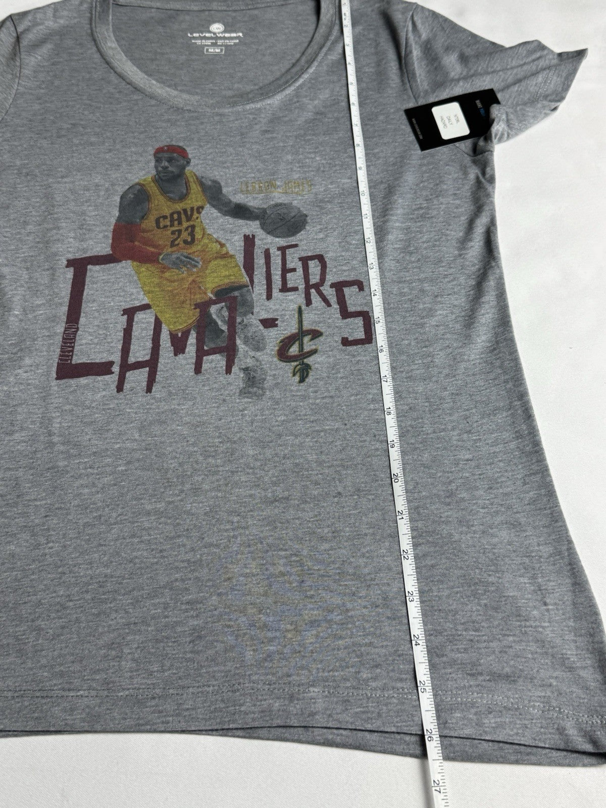 LeverWear Women's Cavaliers Logo shirt Sz M   (B.170)