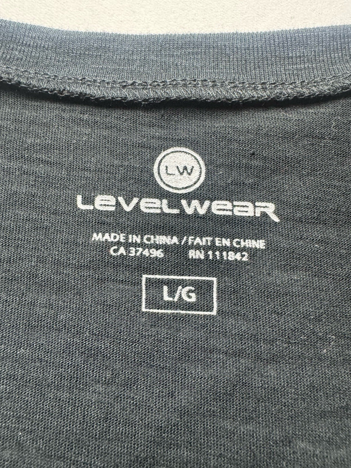 LeverWear Women's Golf shirt Sz L   (B.160)