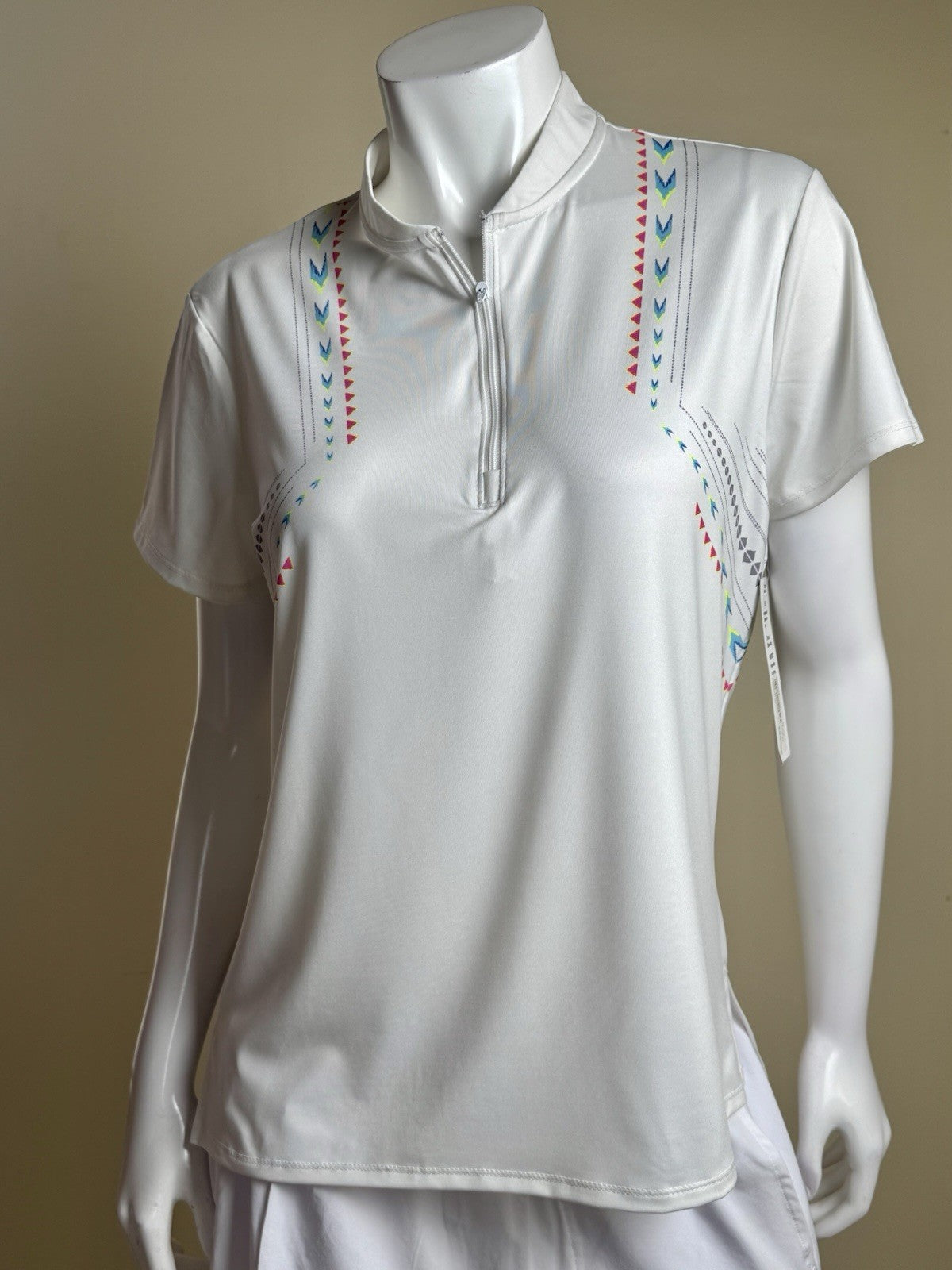 Lucky In Love Tech Performance Women’s Golf Shirt Sz L.      (B.187)