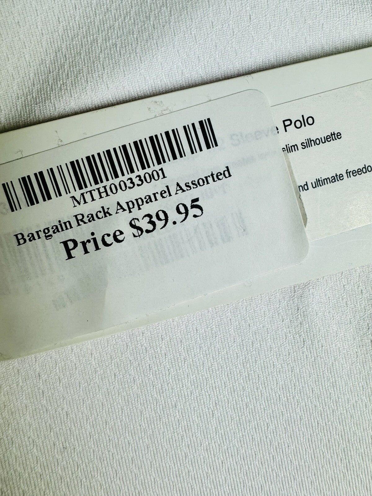 JOFIT WOMEN'S WHITE SCALLOPED V NECK GOLF SHIRT SZ L.  (48)