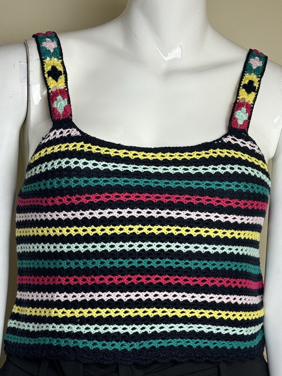 Jessica Simpson Karina Crochet Tank Top Size L. (B.94)