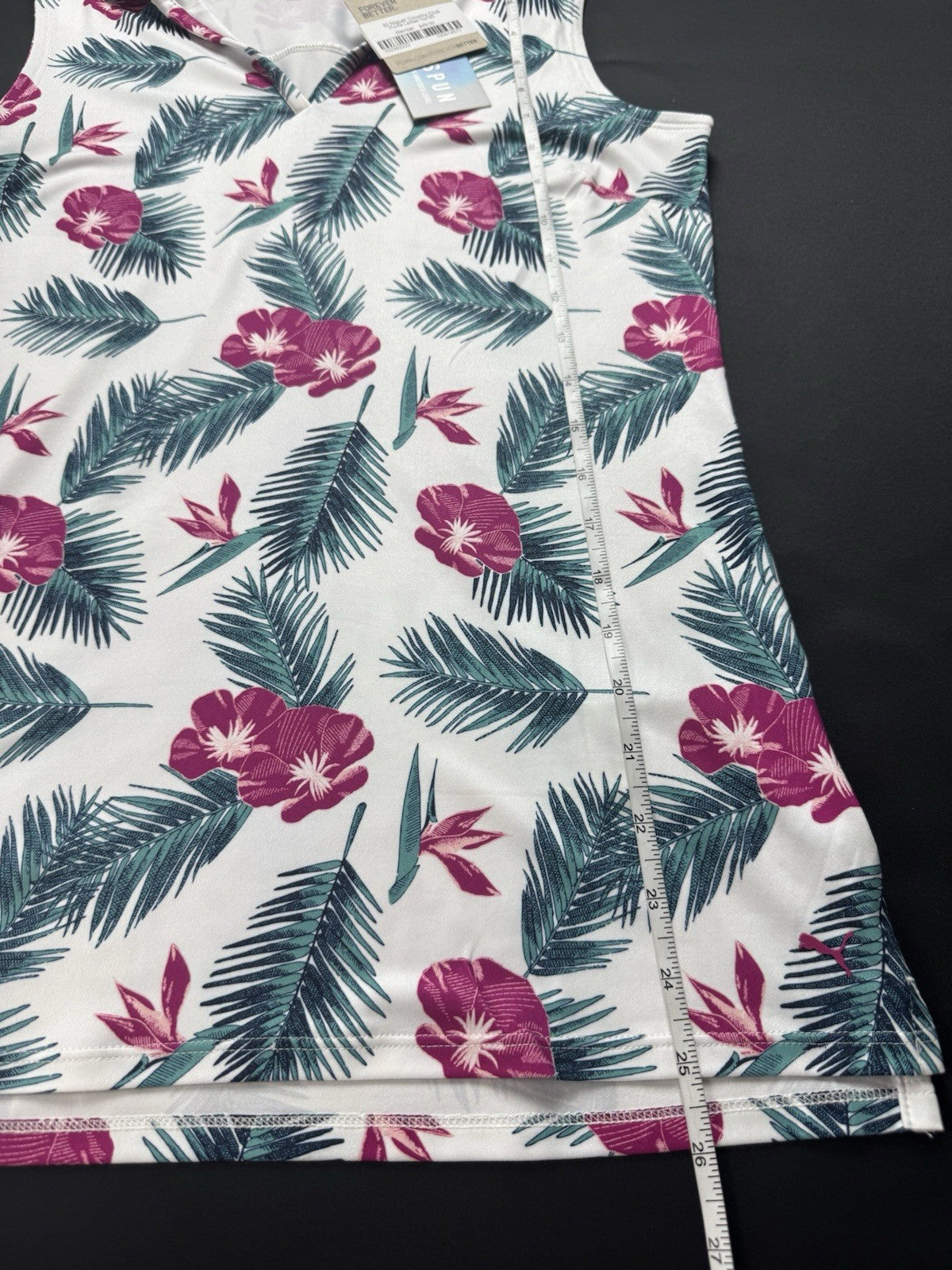 $70 Puma Women’s Golf Shirt Sleeveless Sz XS  (B.156)