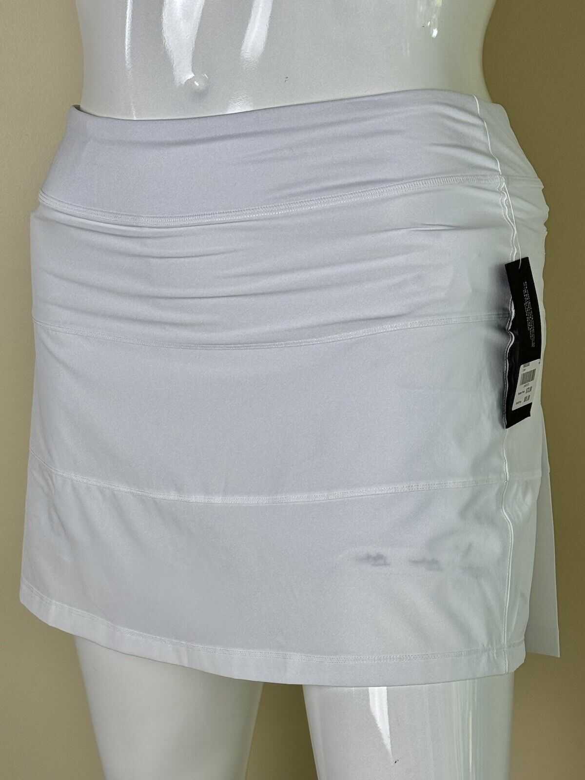 Taylor Jordan Skirt Skort Sz 10 Stretch Tennis/Golf. (74)