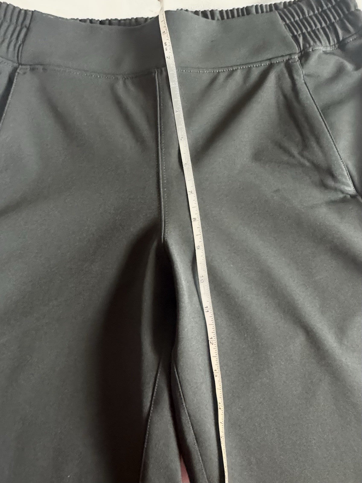 Puma Women’s Golf Pants Sz S.   (B.044)