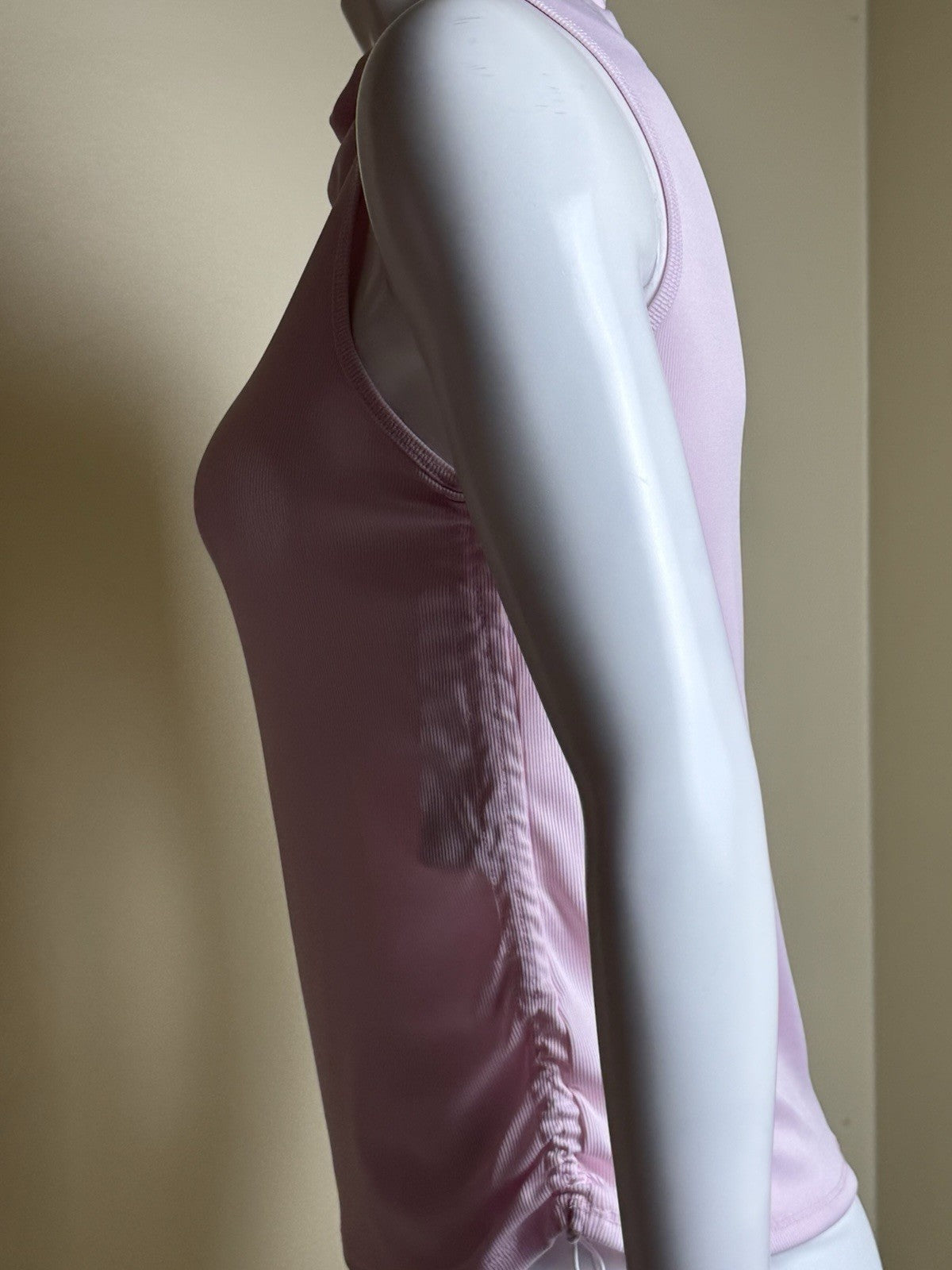 Lucky In Love Tech Performance Women’s Sleeveless Golf Shirt Sz S    (B.170)