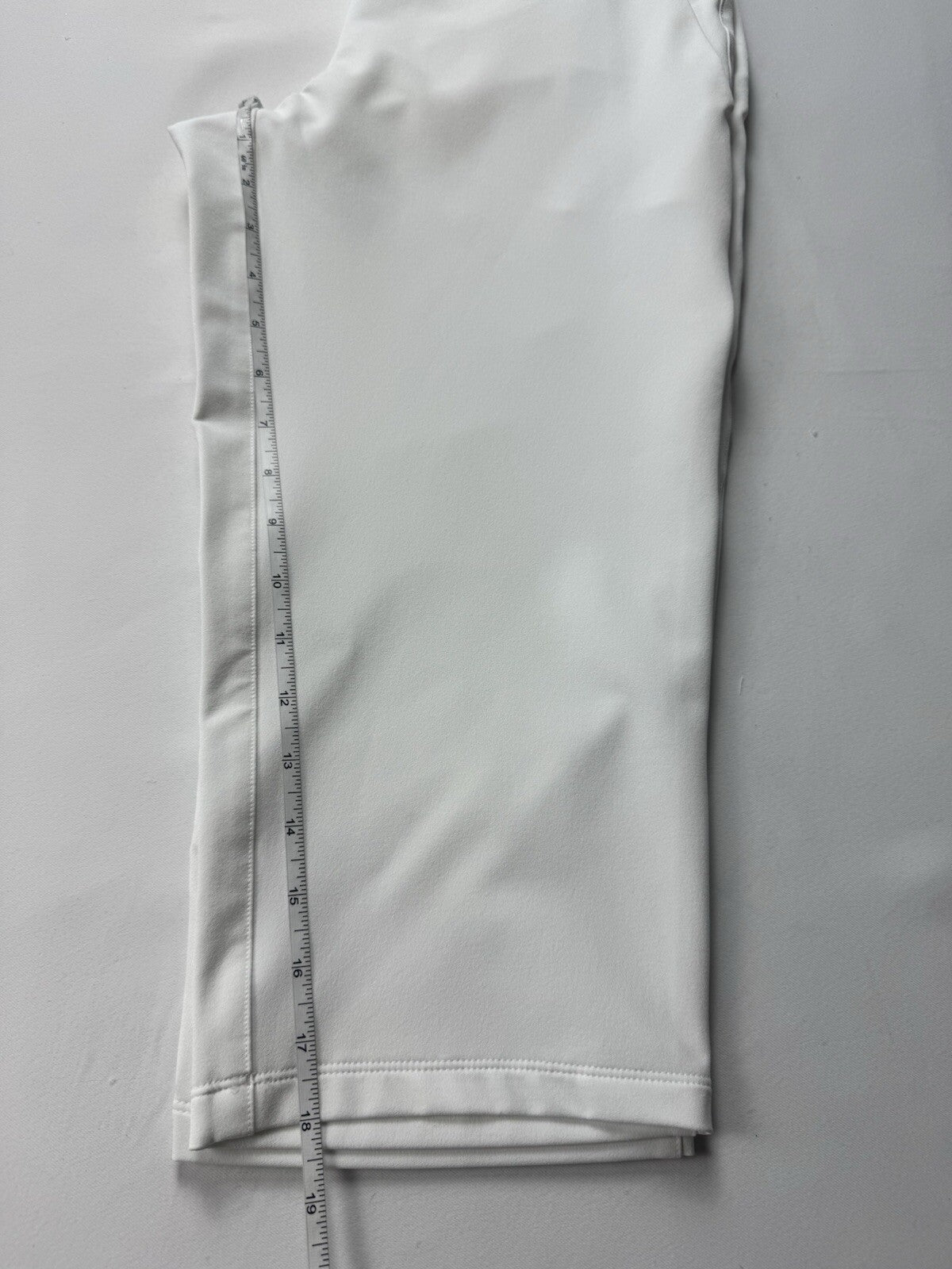 Puma Women’s Golf Pants Sz S.   (B.134/2)