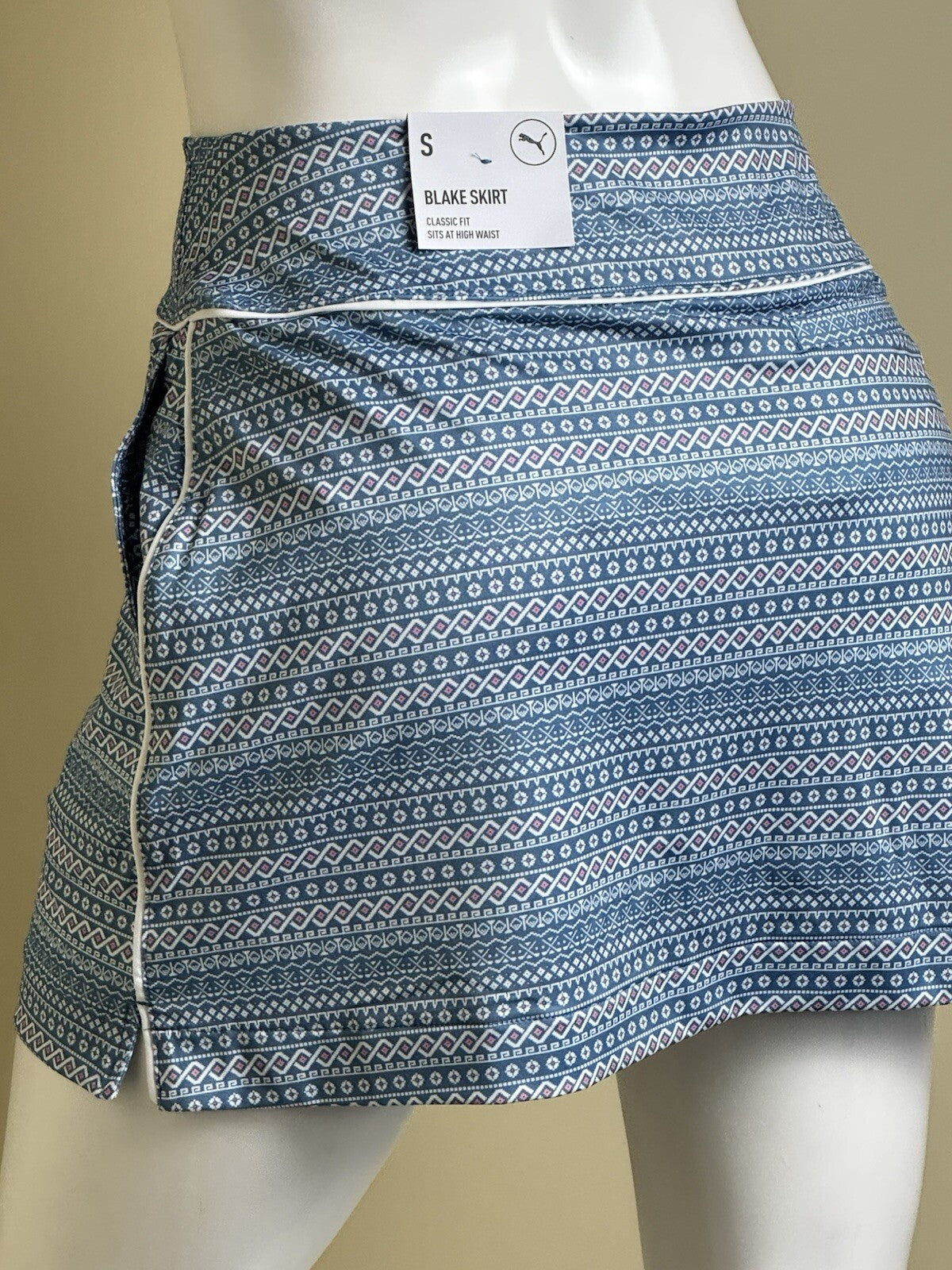 PUMA Women's Golf Tennis Skort Skirt Sz S (B.140/6)