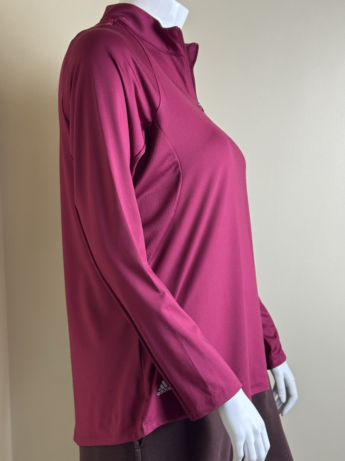 $65 Adidas Women’s Fuchsia Sweatshirt Sz 2XL.   (B.191)