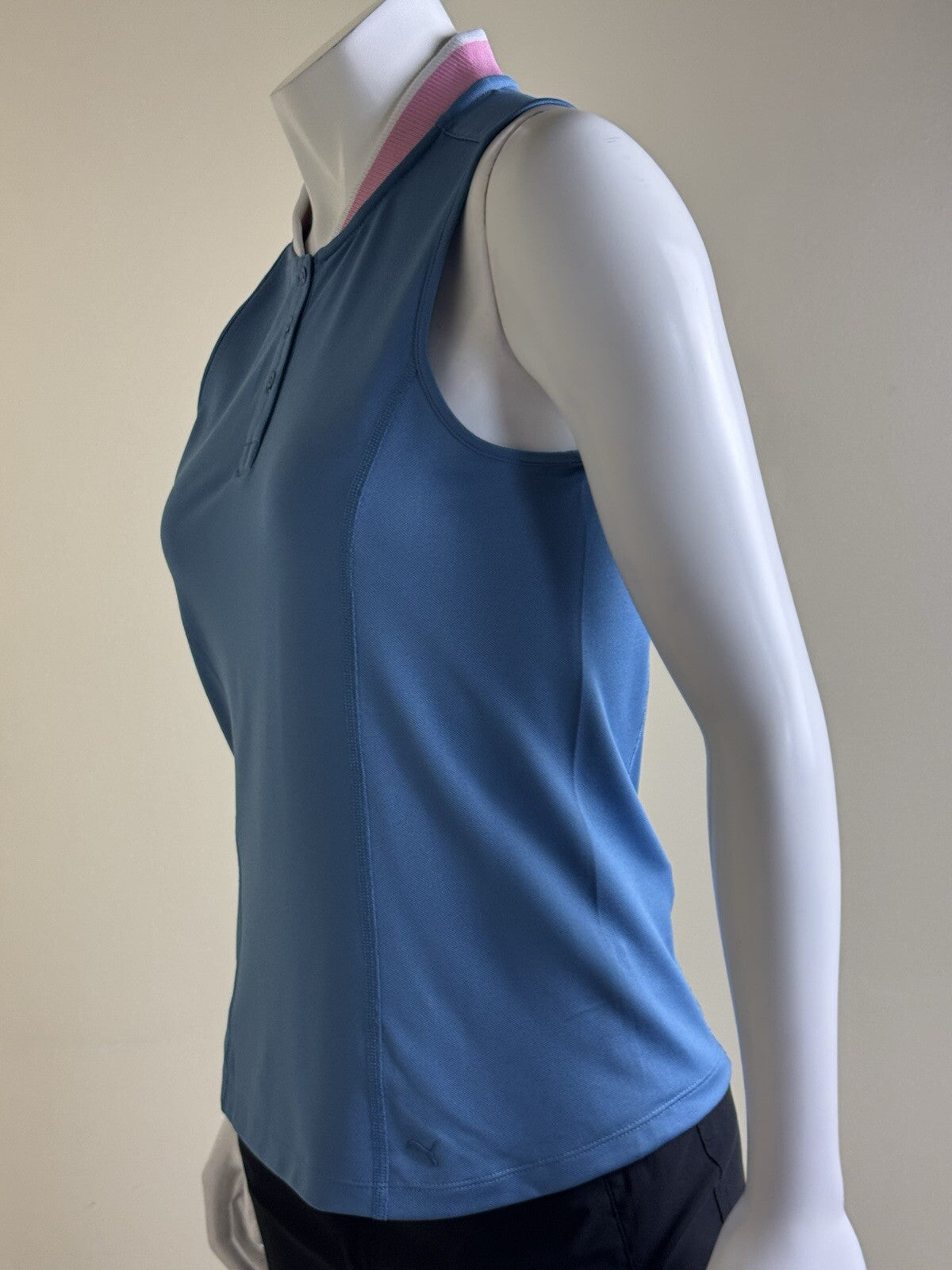 Puma Women’s Golf Shirt Sleeveless Sz S (B.127/6)