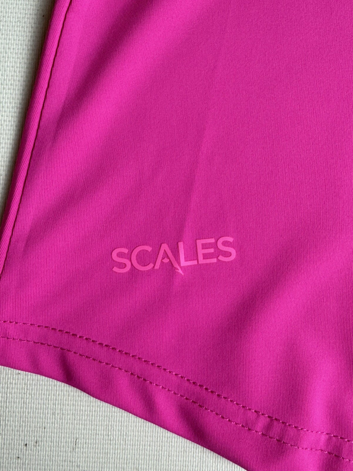 Scales Women’s Golf Shirt Sz XL    (B.146)
