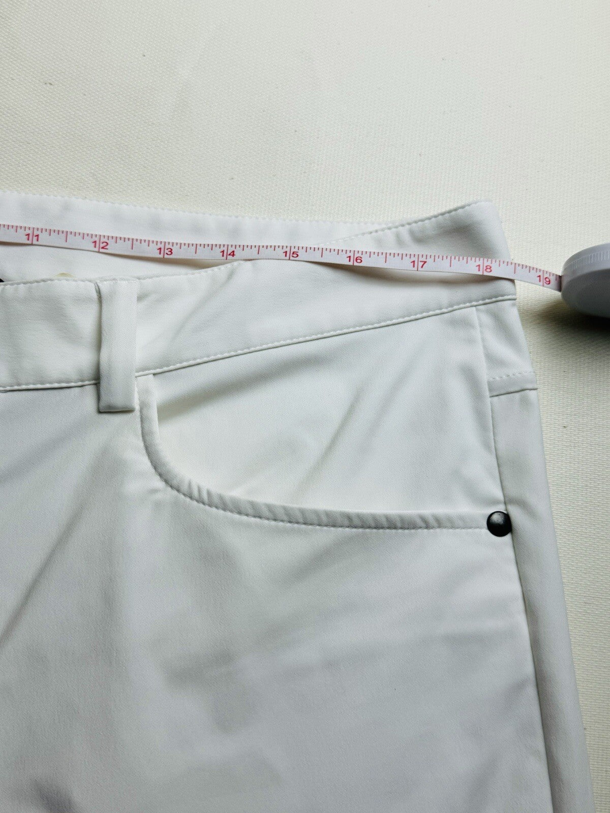 Brendratti Women’s White Golf Pants Sz 18 Ital 54.  (B.07)