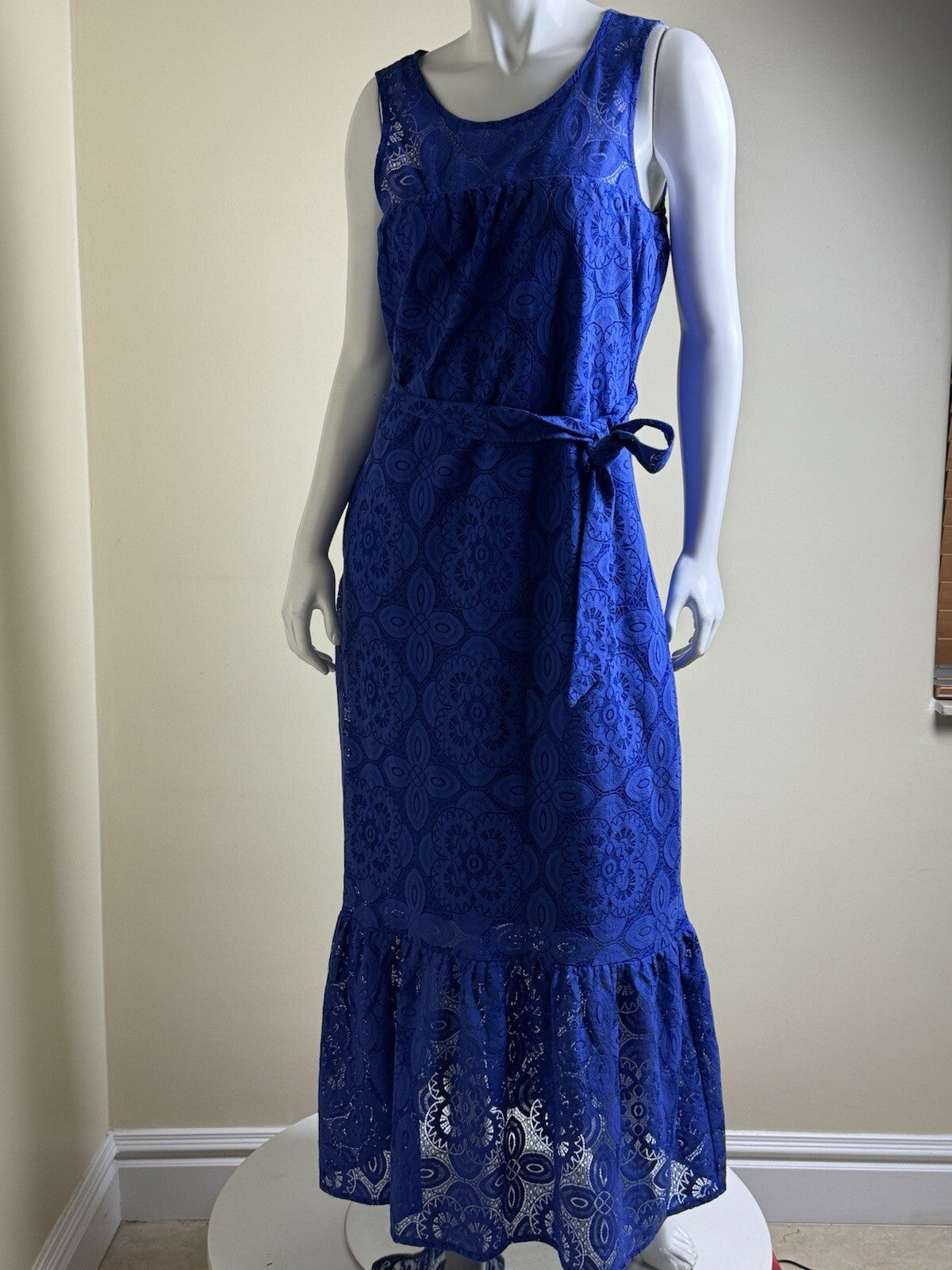 Kensie Women’s Blue Crochet Long Maxi Dress Sz 8. (B.97)