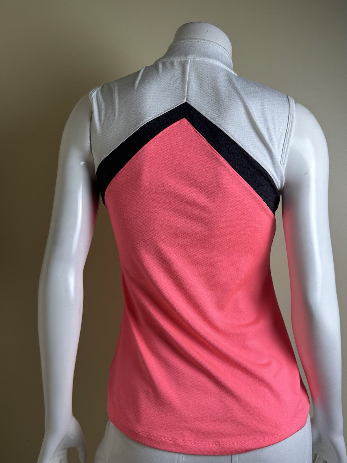 JOFIT Women’s Golf Shirt Size S      (B.157)