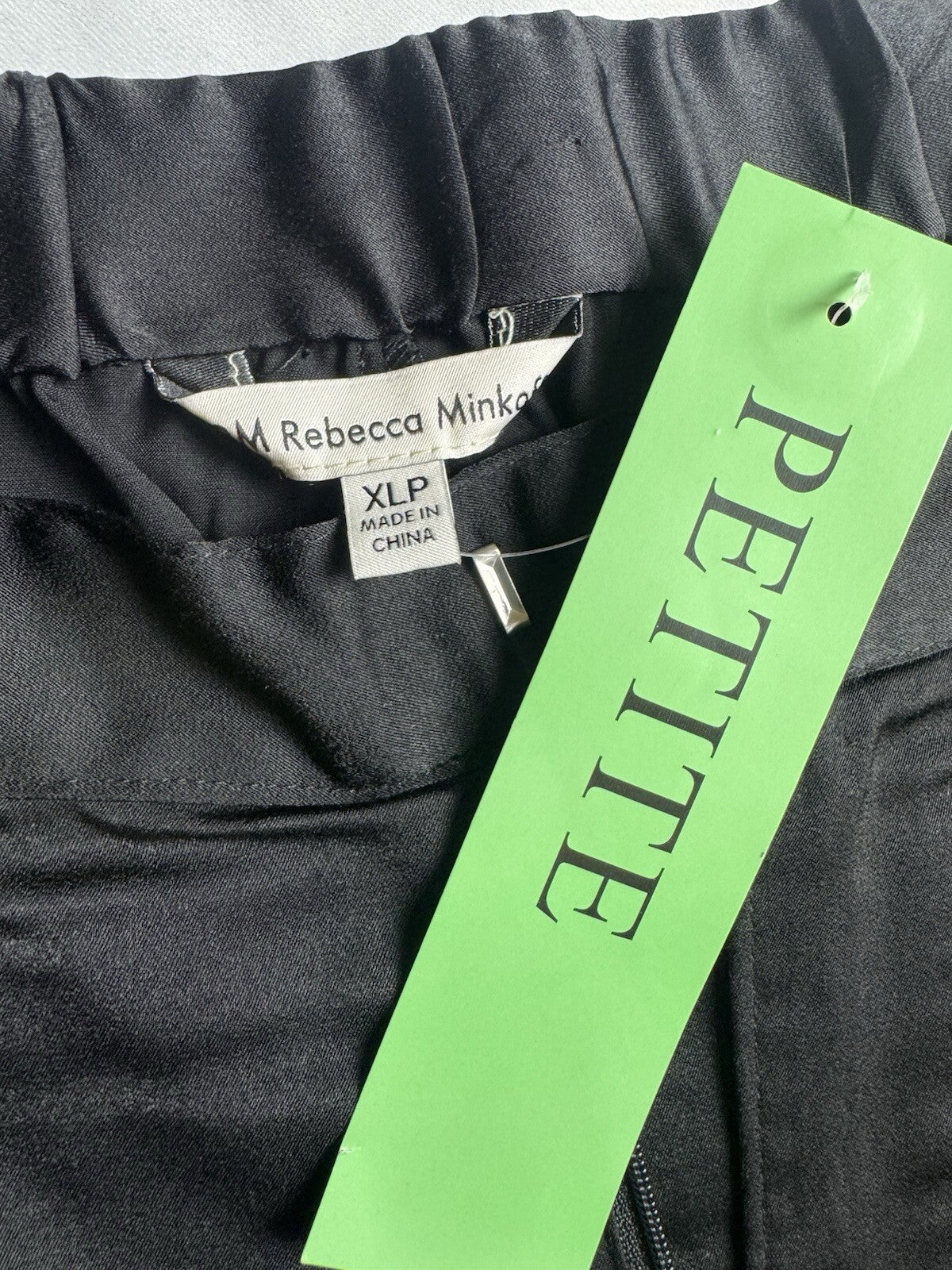 RM Rebecca Minkoff Silky Satin Cargo pants Sz XLP.   (B.138)