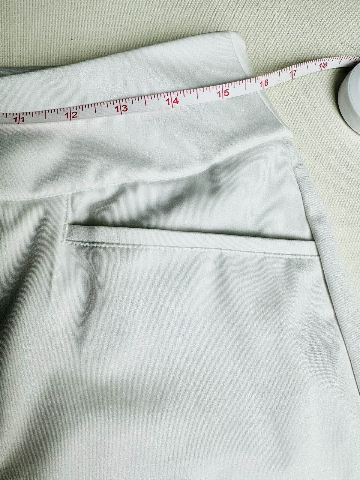 Adidas Women’s Golf Skirt Skort White w Green Sz M  (01)