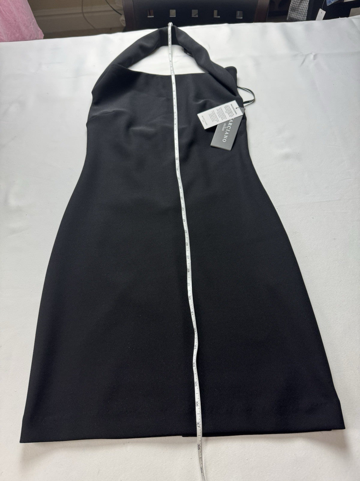 $220 Guess by Marciano Off Shoulder Black Dress Sz 4. (B.154)