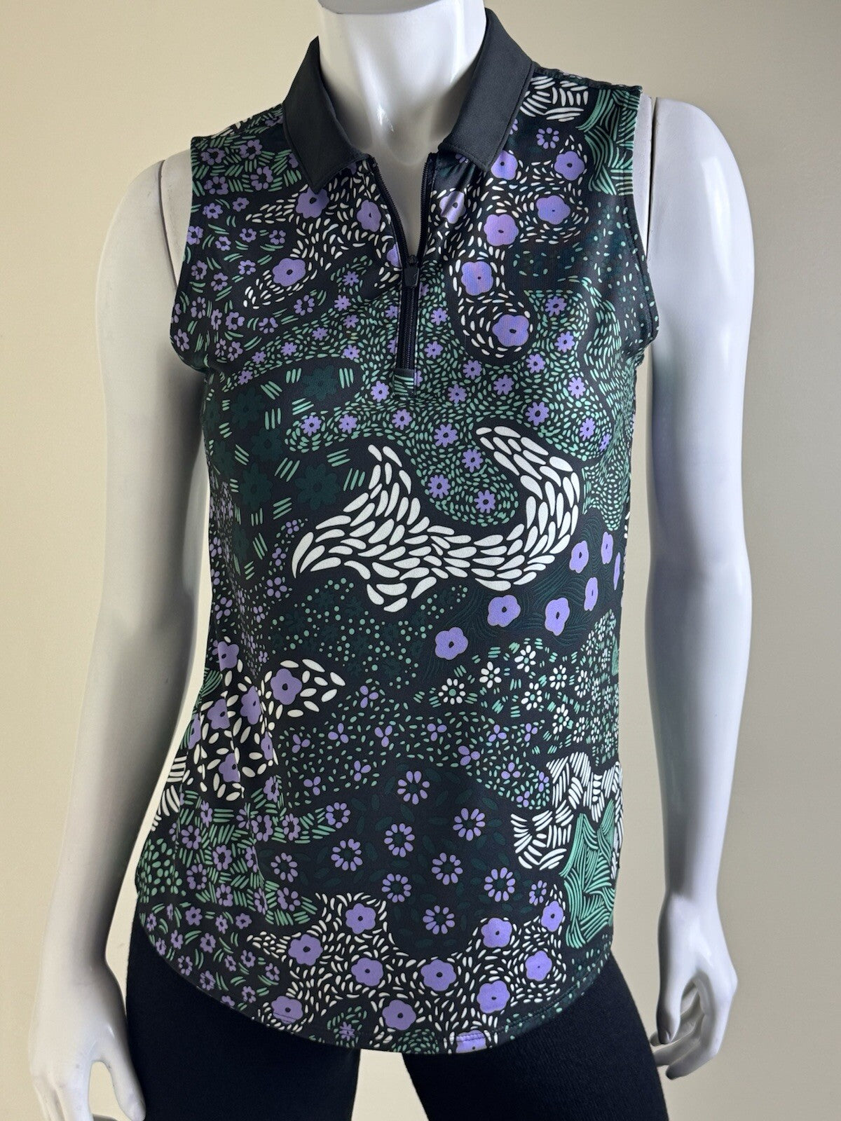 Puma Women’s Golf Shirt Sleeveless Sz S.  (B.130/5)
