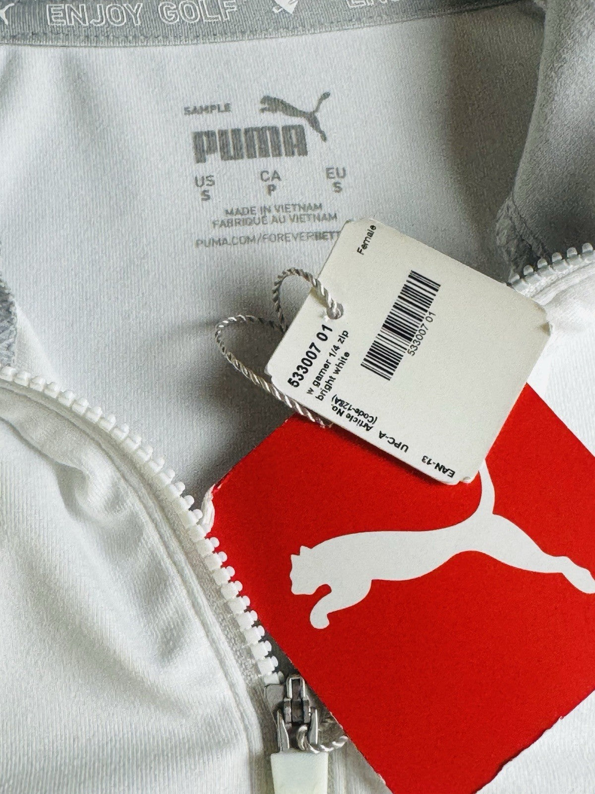 PUMA Women's Golf Sweatshirt Sz S.  (B.163)