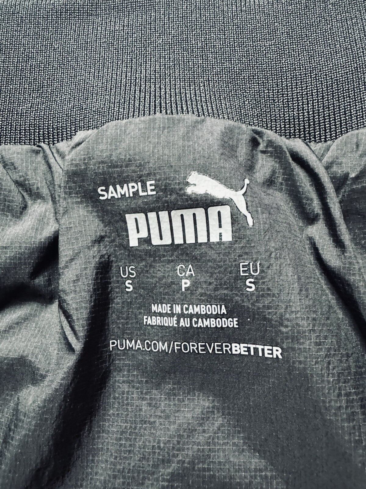 Puma Women’s Quilted Black Skirt Sz S.  (B.52/3)