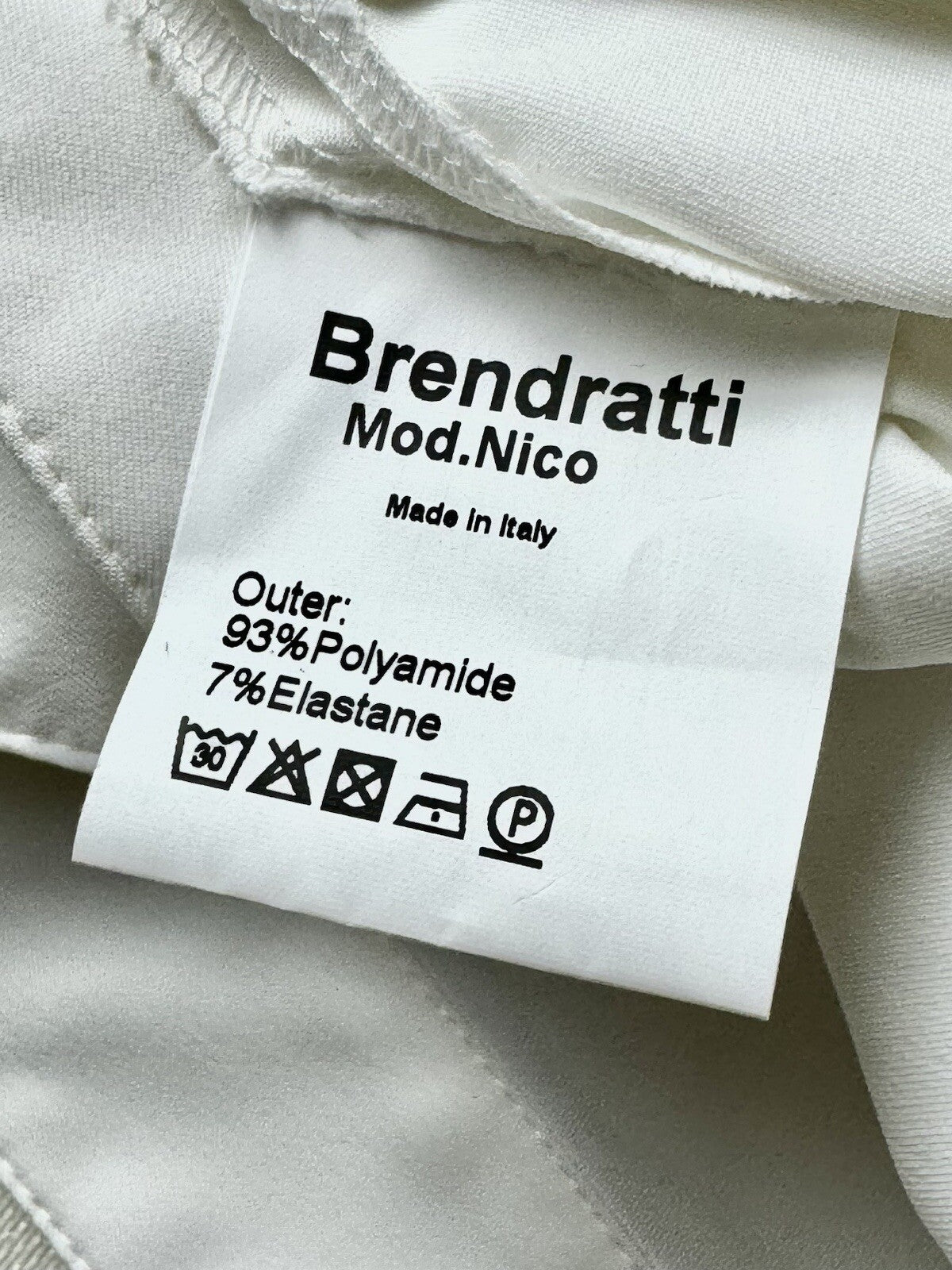 Brendratti Women’s White Golf Pants Sz 18 Ital 54.  (B.07)